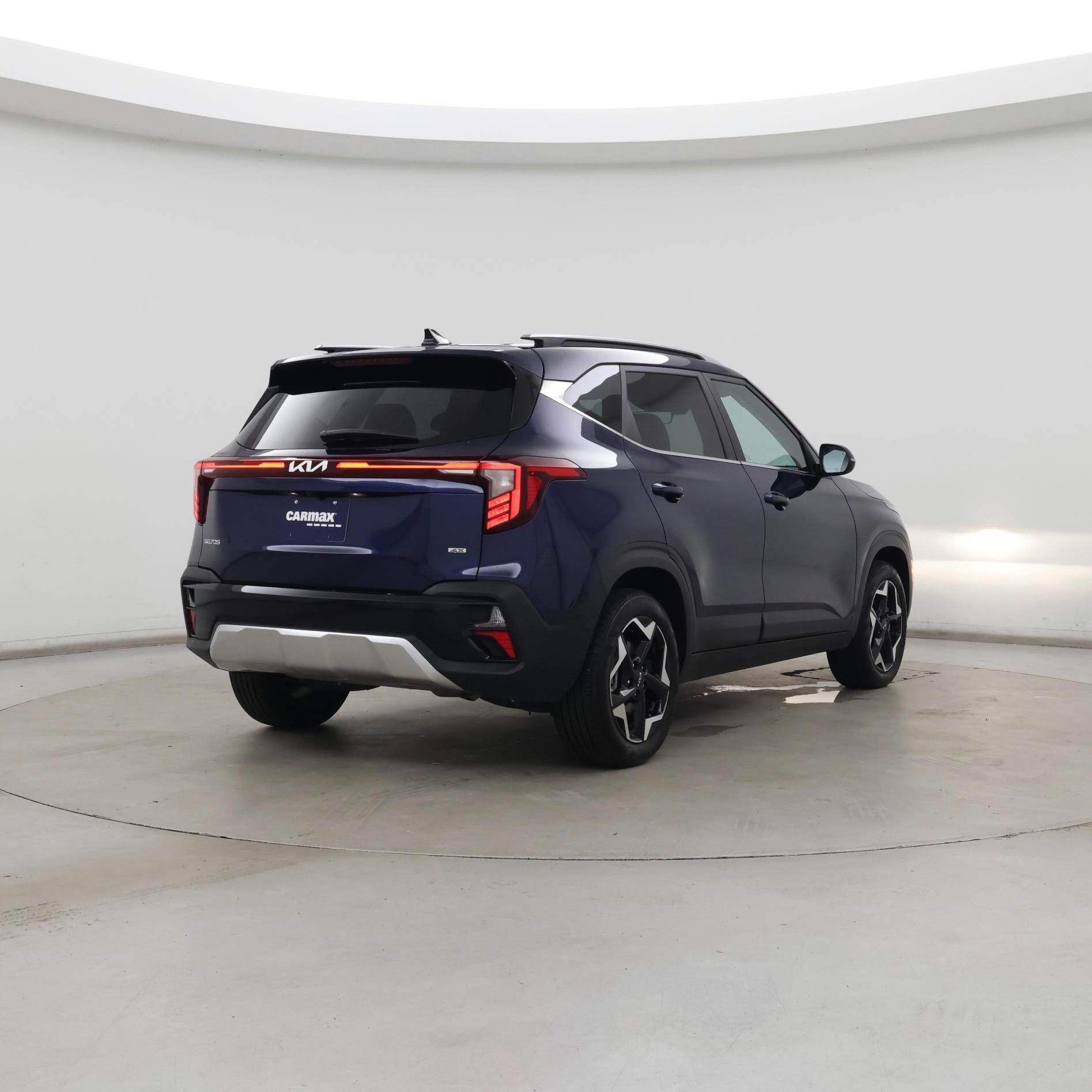 Thumbnail: 2024 Kia Seltos - 8