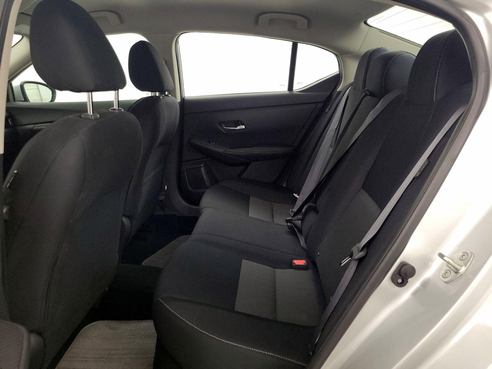 Thumbnail: 2021 Nissan Sentra - 19