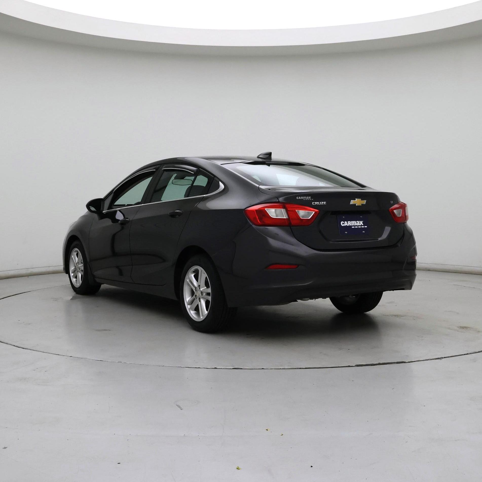 Thumbnail: 2016 Chevrolet Cruze - 2