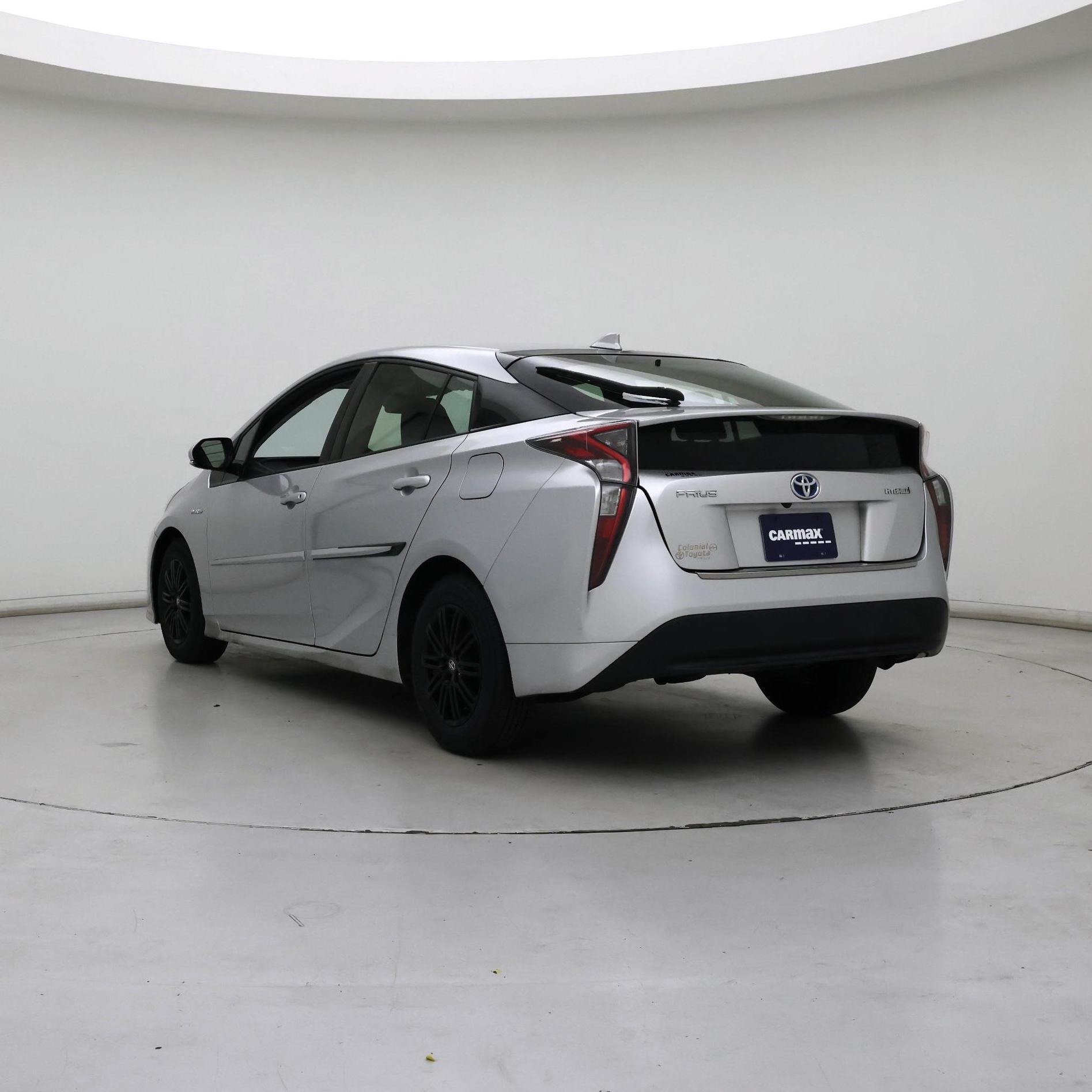 Thumbnail: 2016 Toyota Prius - 2