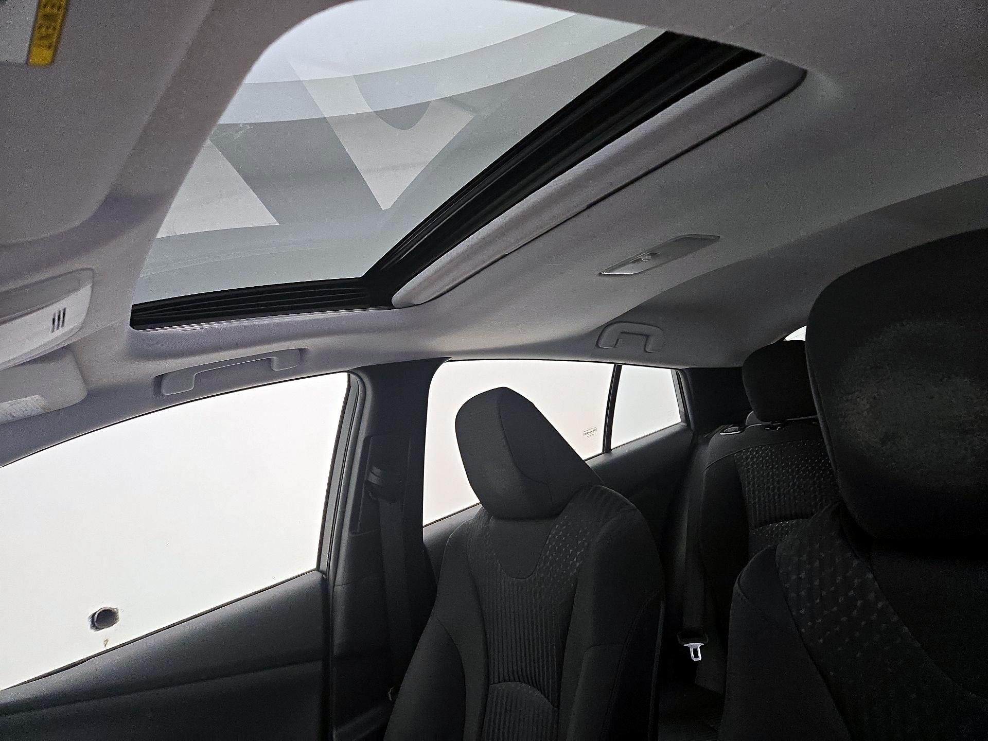 Thumbnail: 2016 Toyota Prius - 19