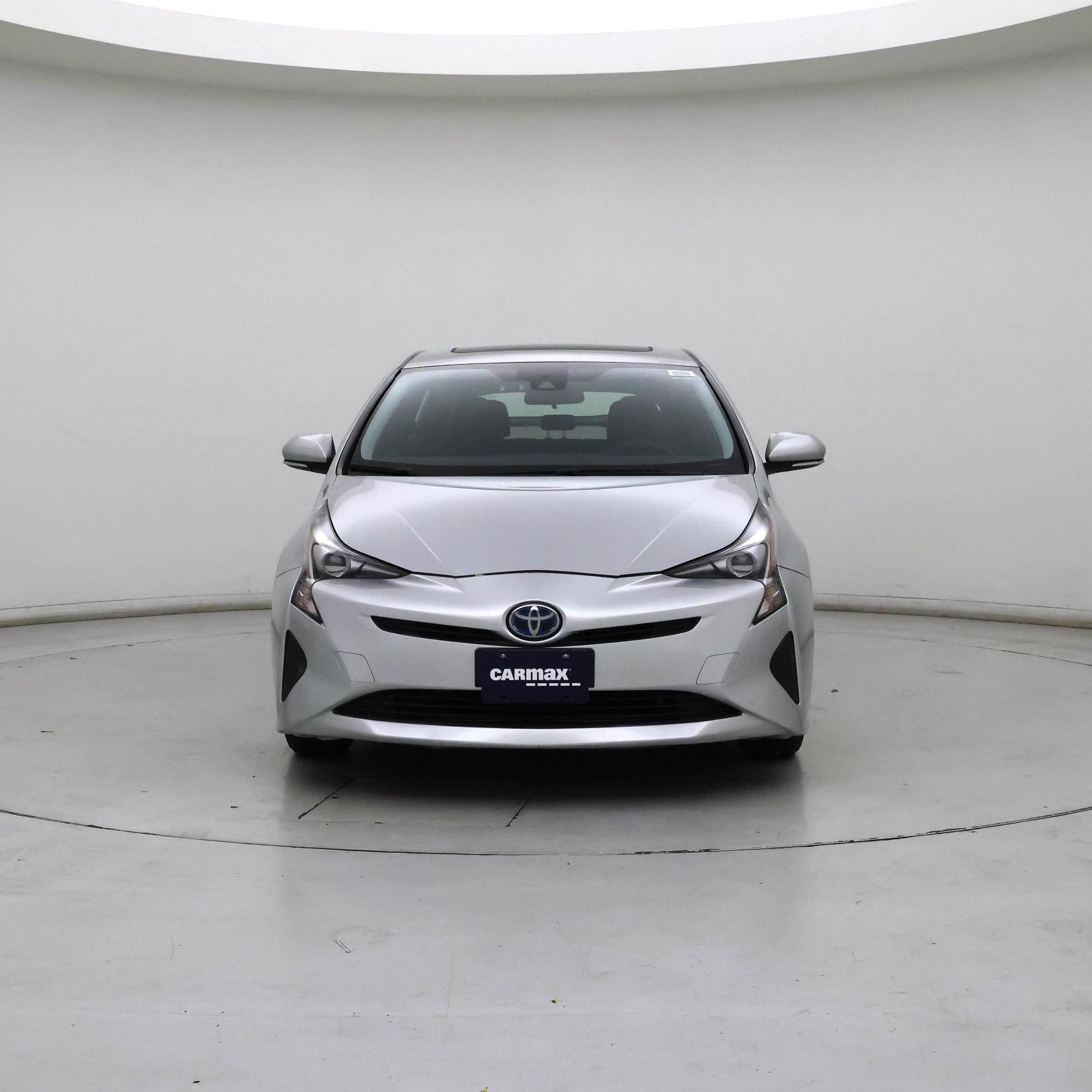 Thumbnail: 2016 Toyota Prius - 5