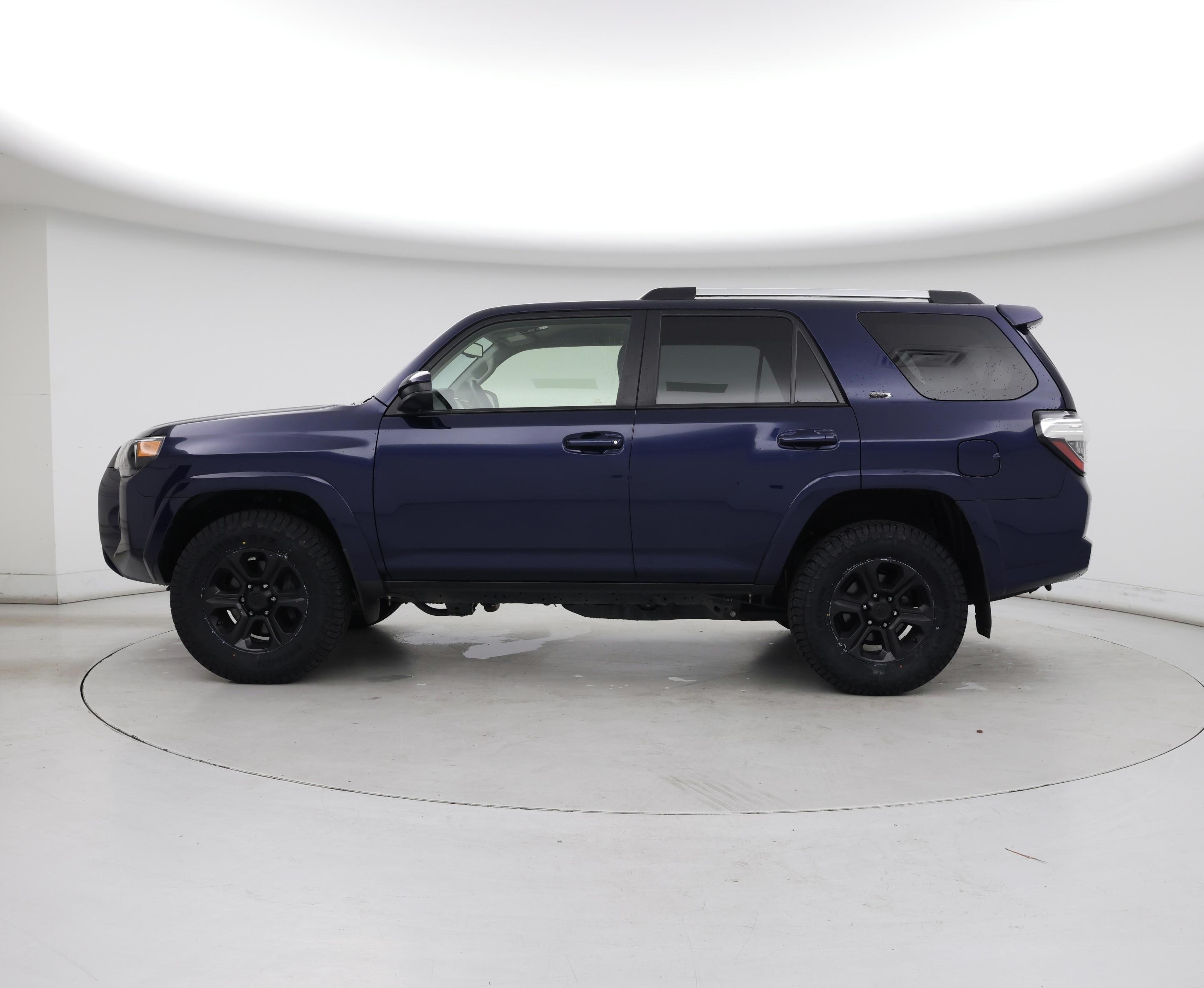 Thumbnail: 2021 Toyota 4Runner - 3