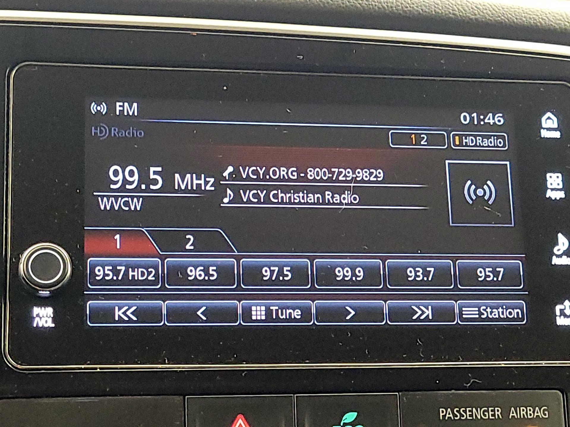 Thumbnail: 2017 Mitsubishi Outlander - 16