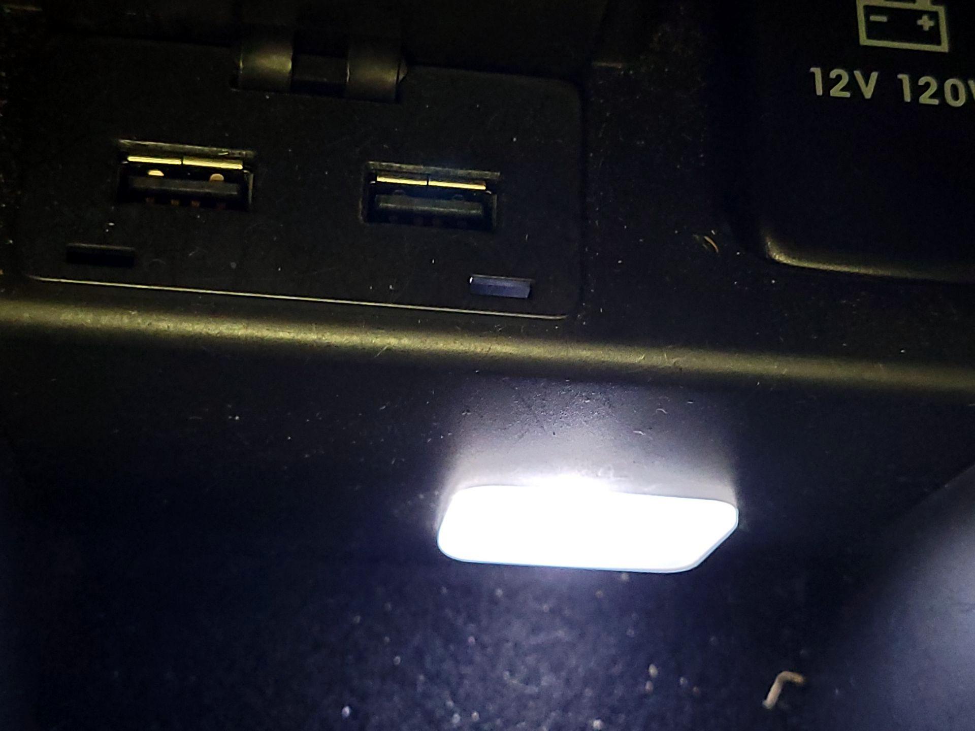 Thumbnail: 2017 Mitsubishi Outlander - 19