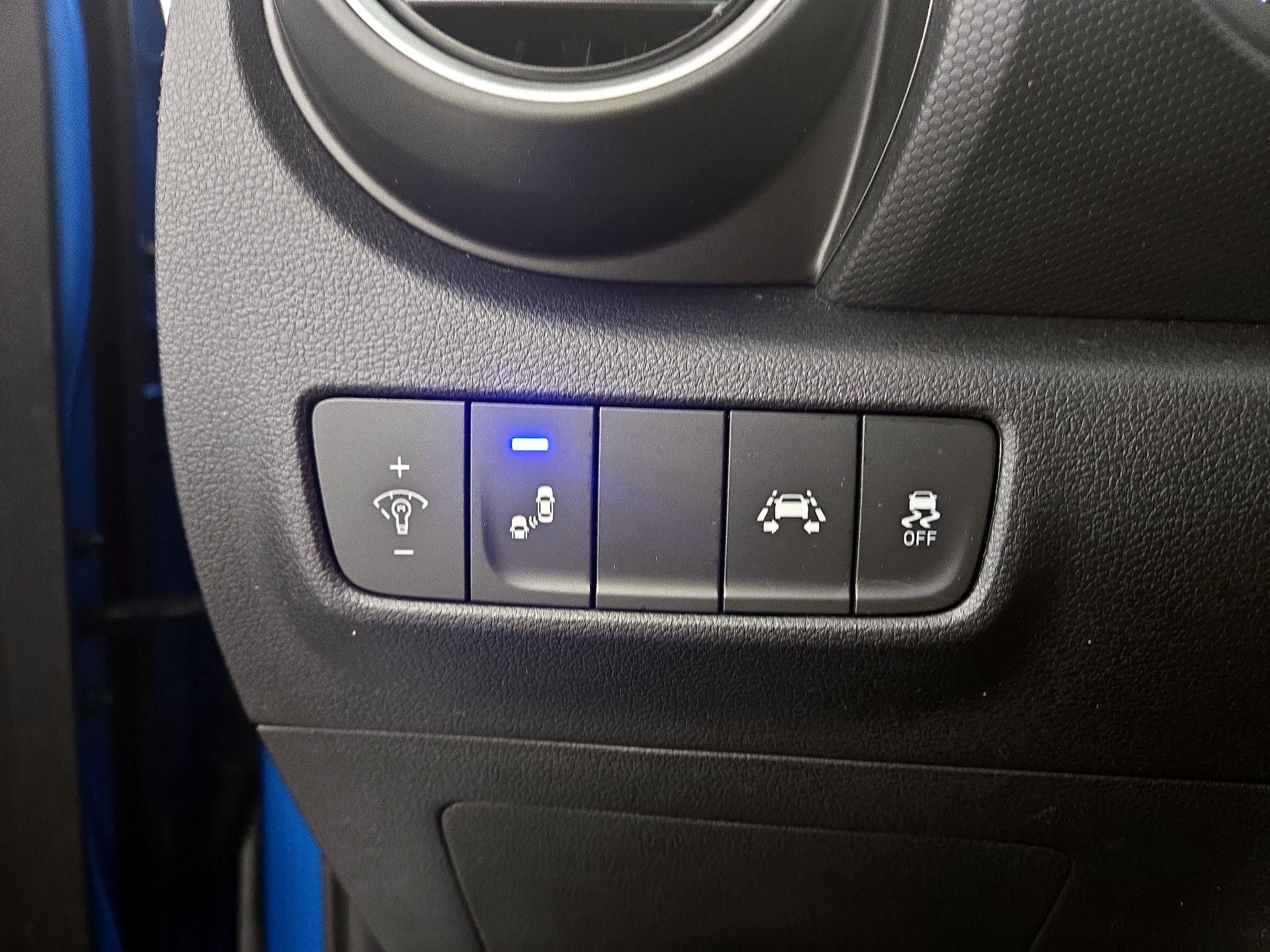 Thumbnail: 2019 Hyundai Kona - 13