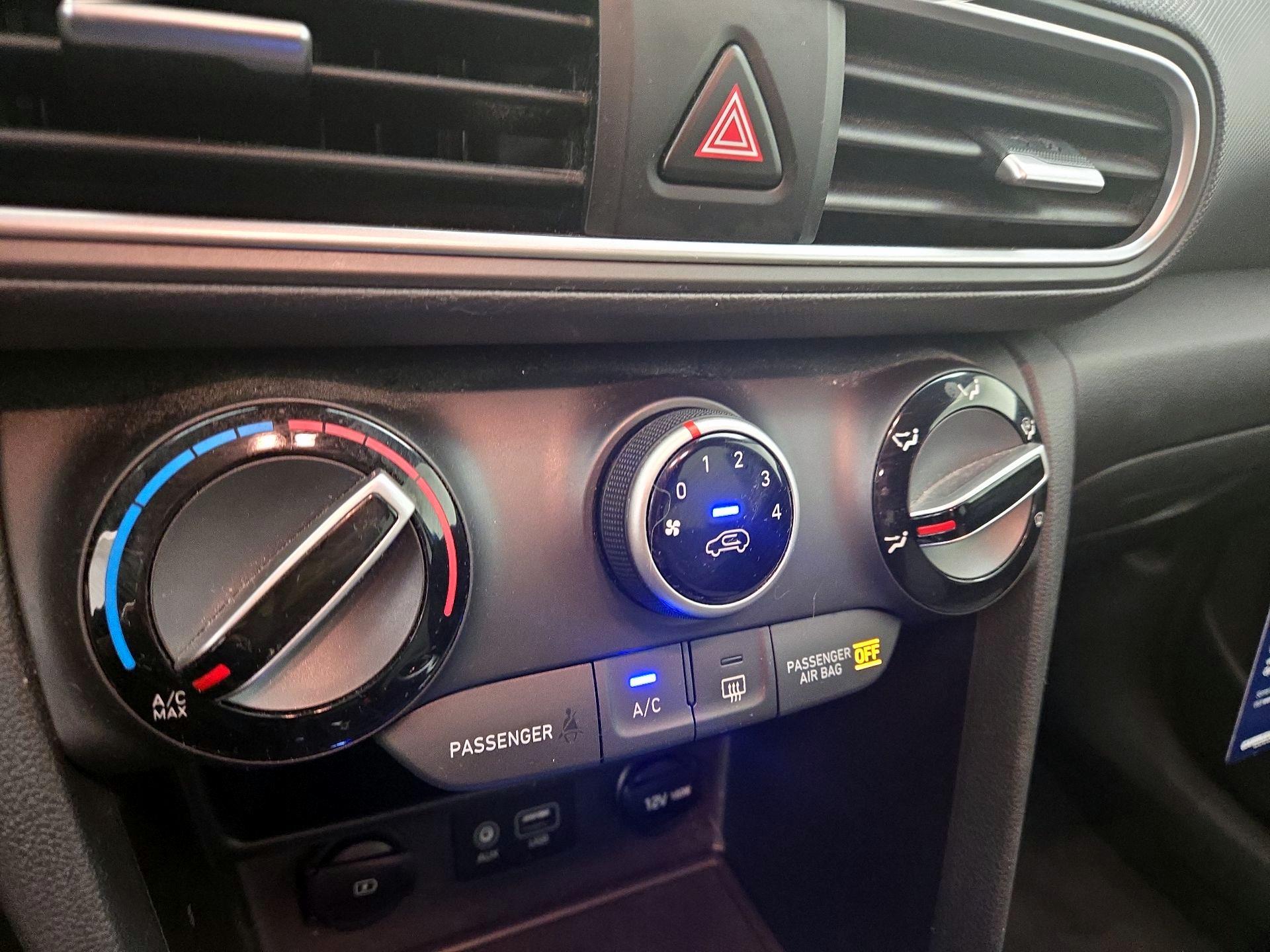 Thumbnail: 2019 Hyundai Kona - 16