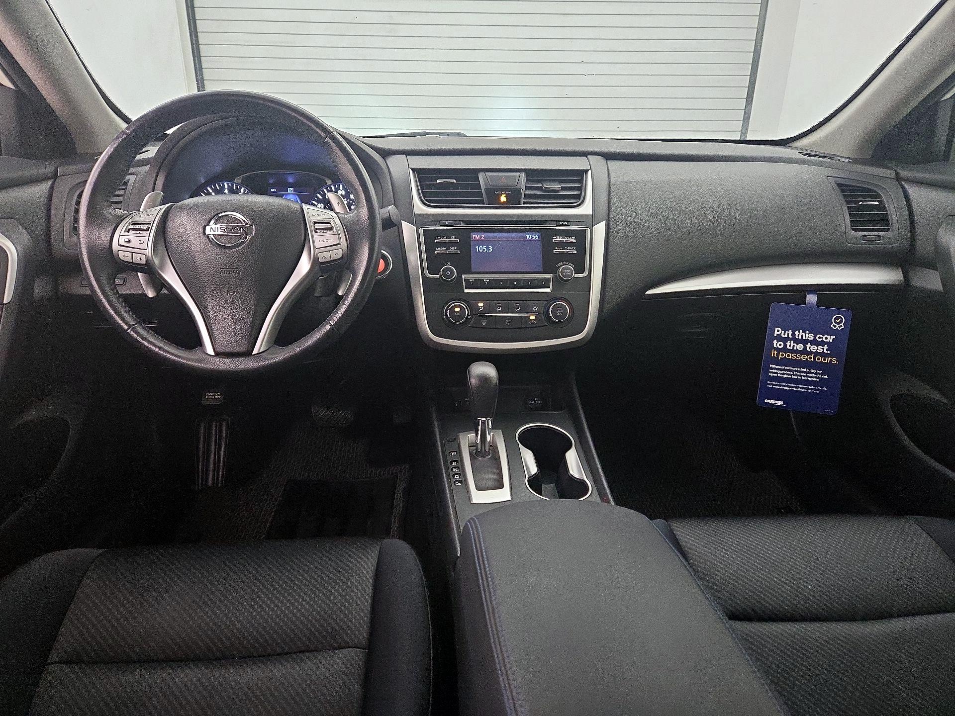 Thumbnail: 2016 Nissan Altima - 9