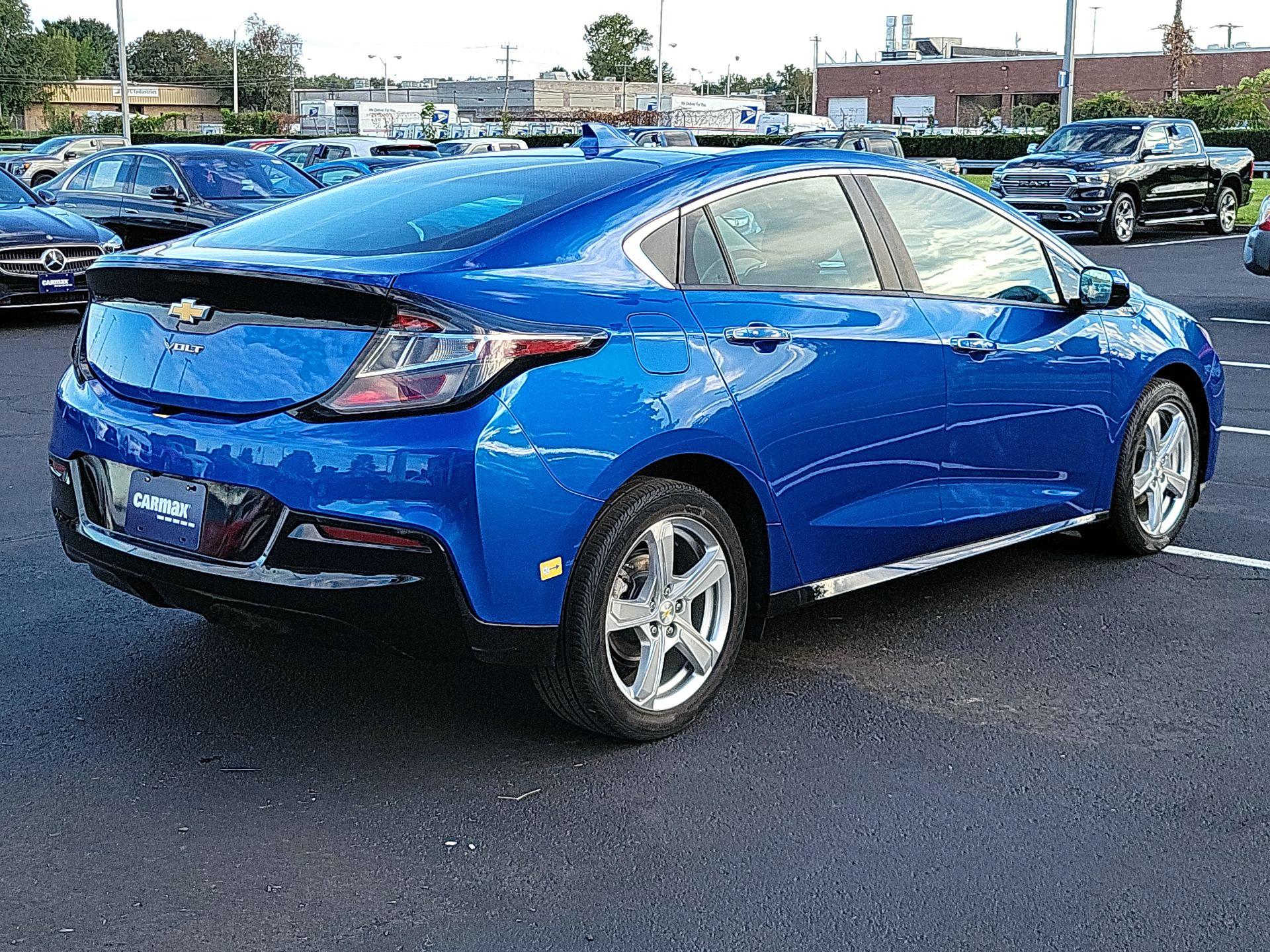 Thumbnail: 2018 Chevrolet Volt - 5