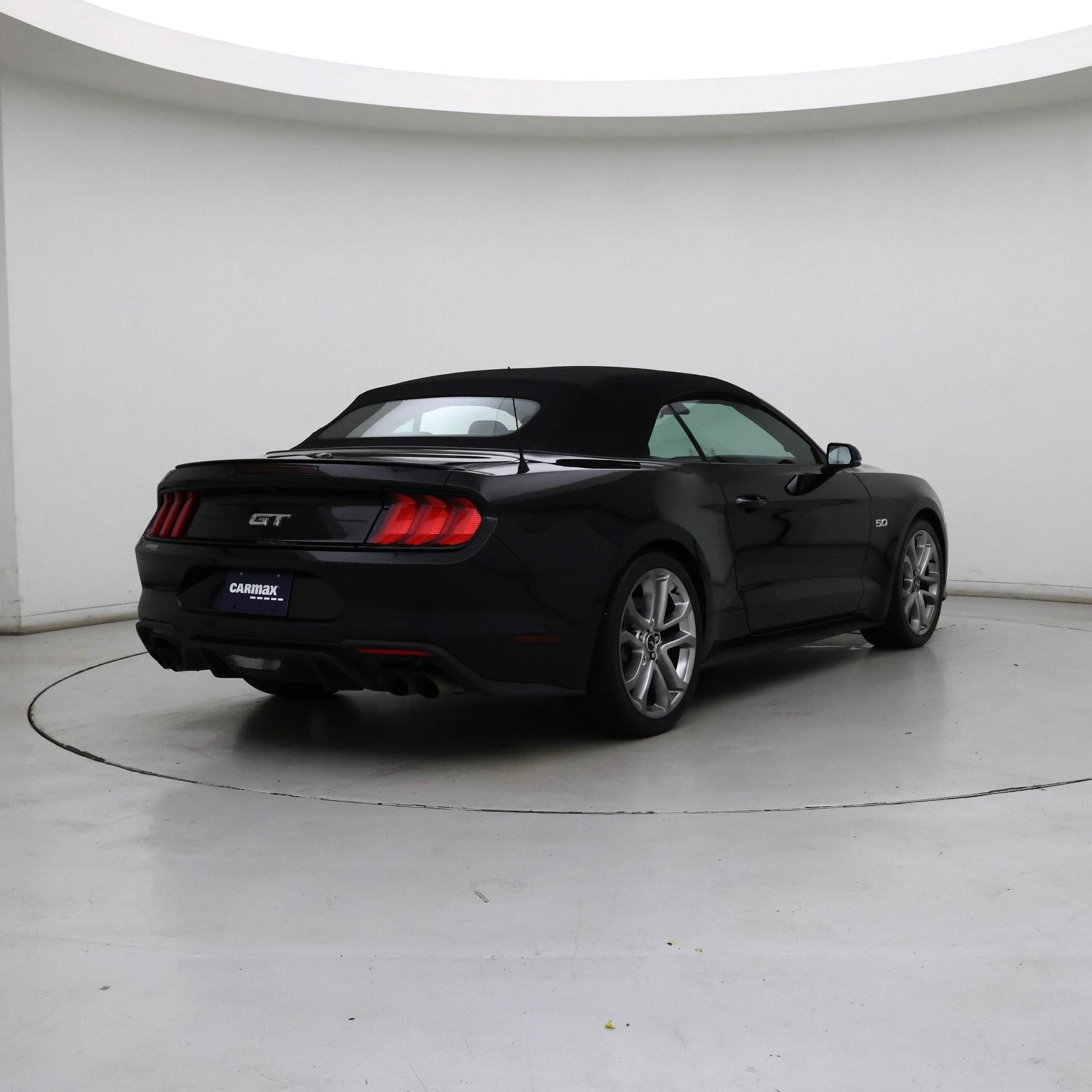 Thumbnail: 2019 Ford Mustang - 8