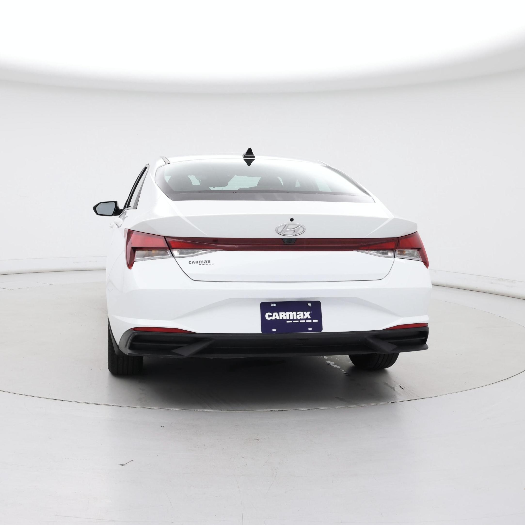 Thumbnail: 2022 Hyundai Elantra - 6