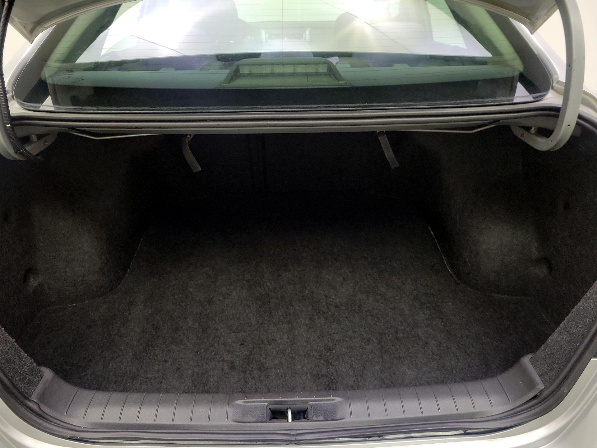Thumbnail: 2015 Nissan Altima - 19