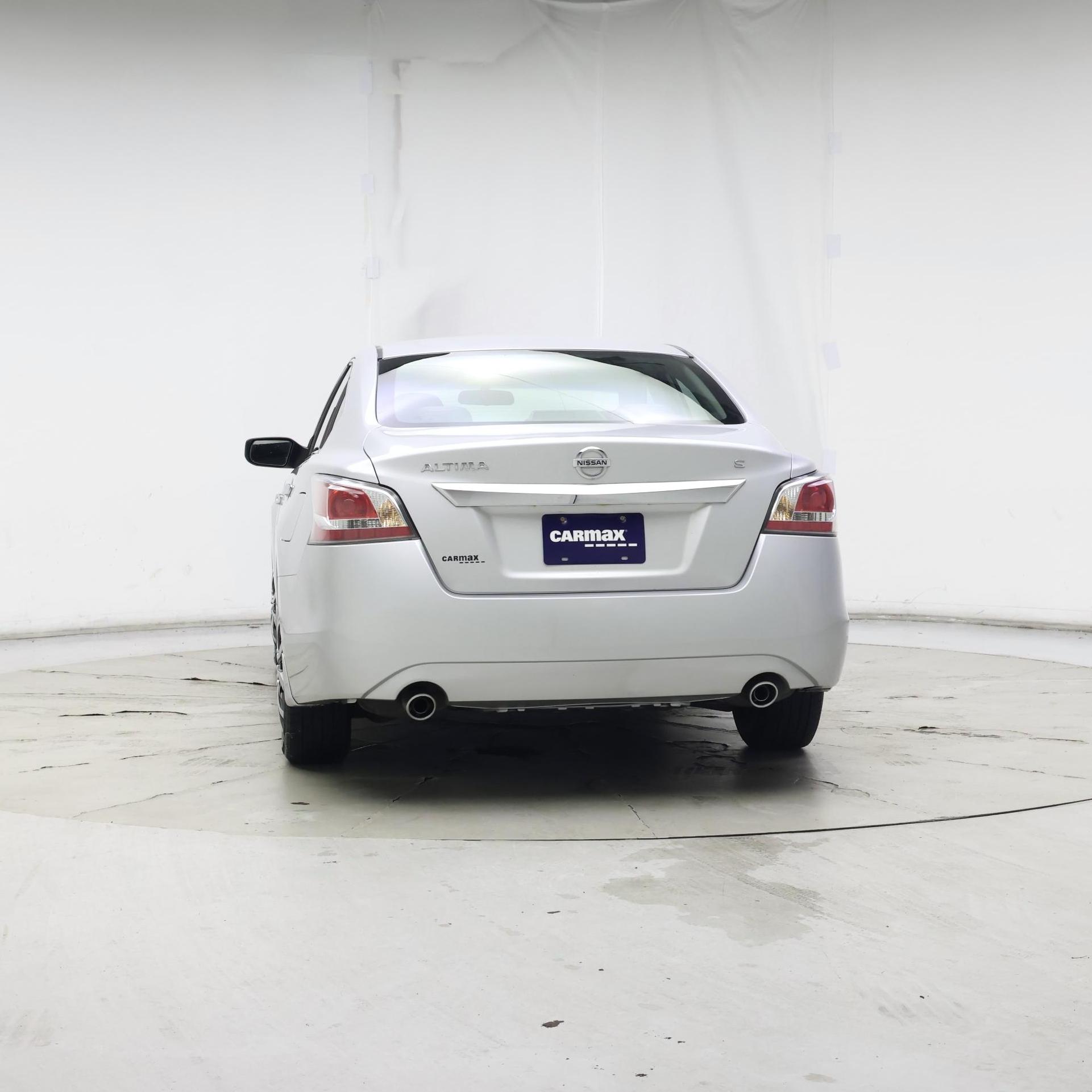 Thumbnail: 2015 Nissan Altima - 6