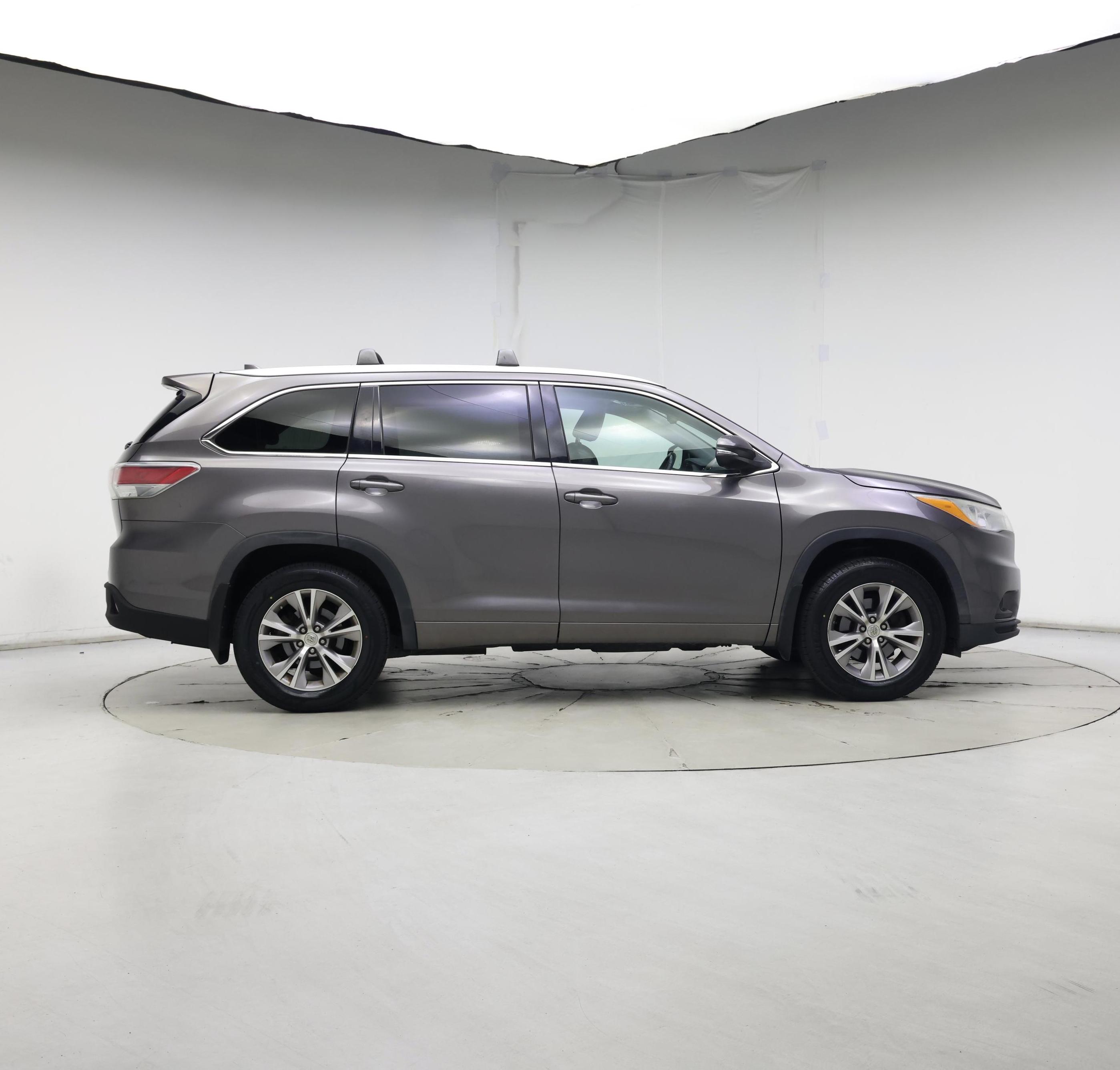 Thumbnail: 2014 Toyota Highlander - 7