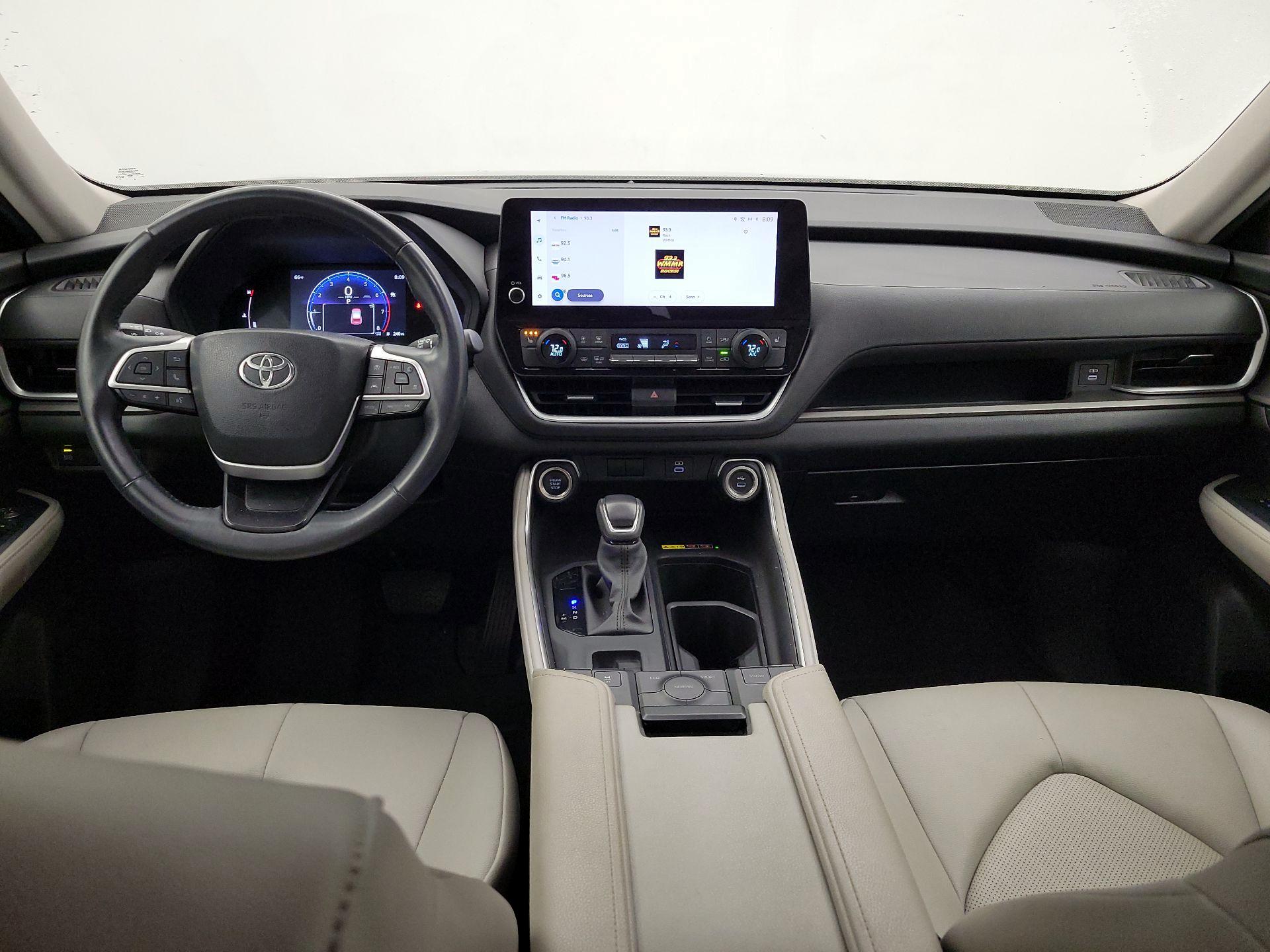 Thumbnail: 2024 Toyota Grand Highlander - 9