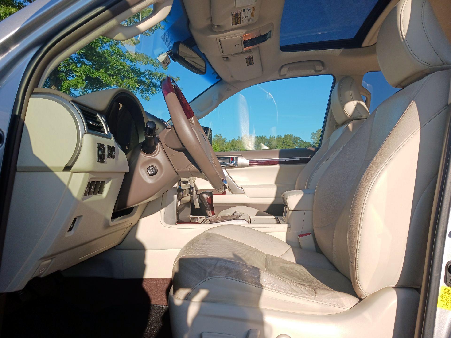Thumbnail: 2016 Lexus GX - 9