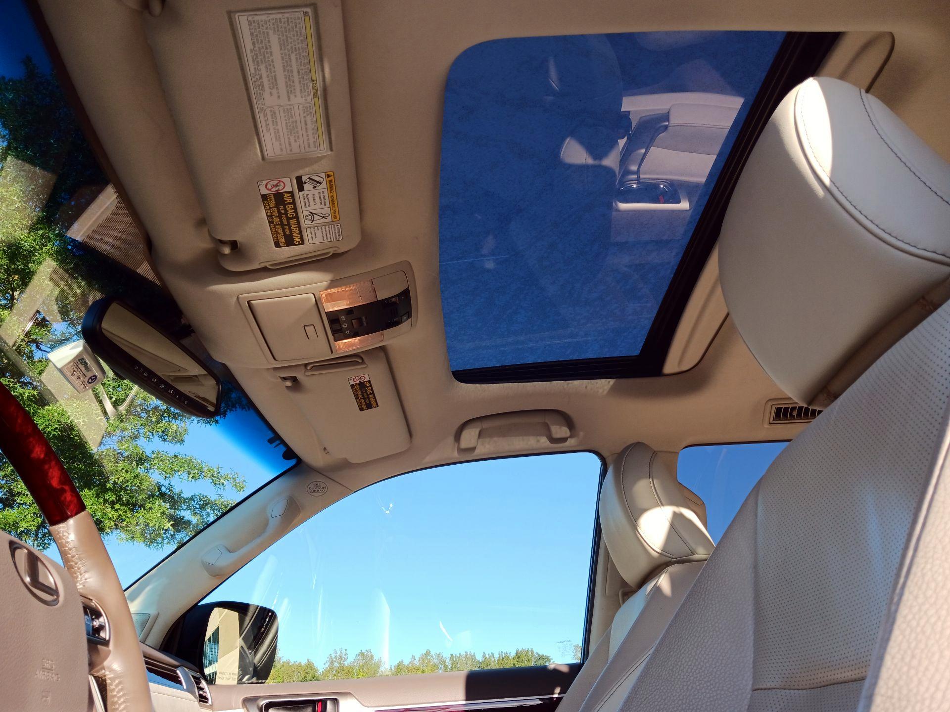 Thumbnail: 2016 Lexus GX - 18