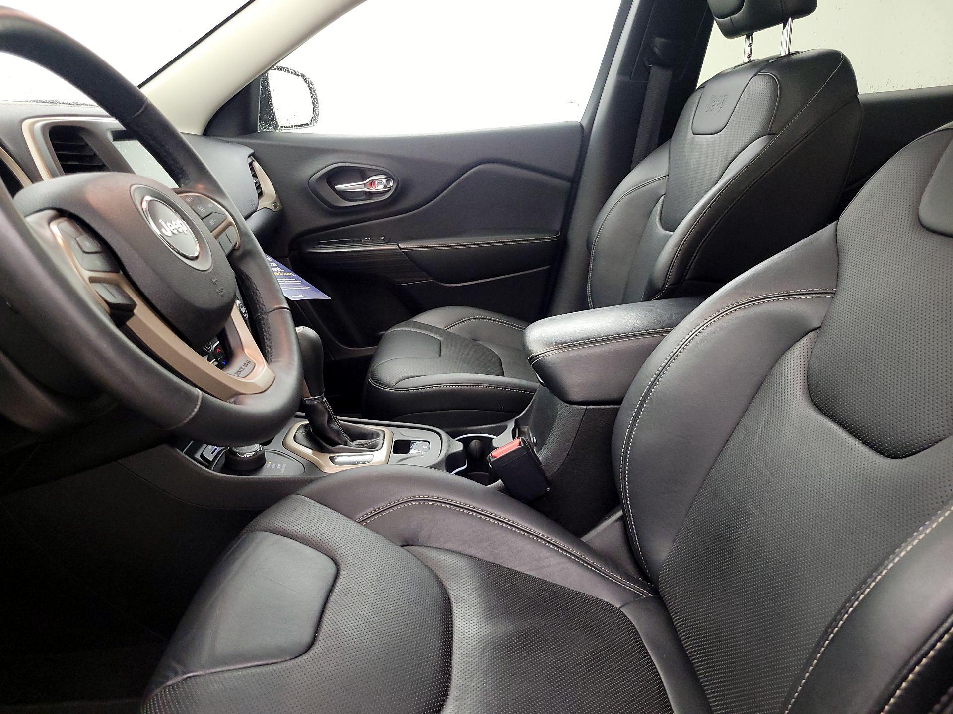 Thumbnail: 2014 Jeep Cherokee - 11