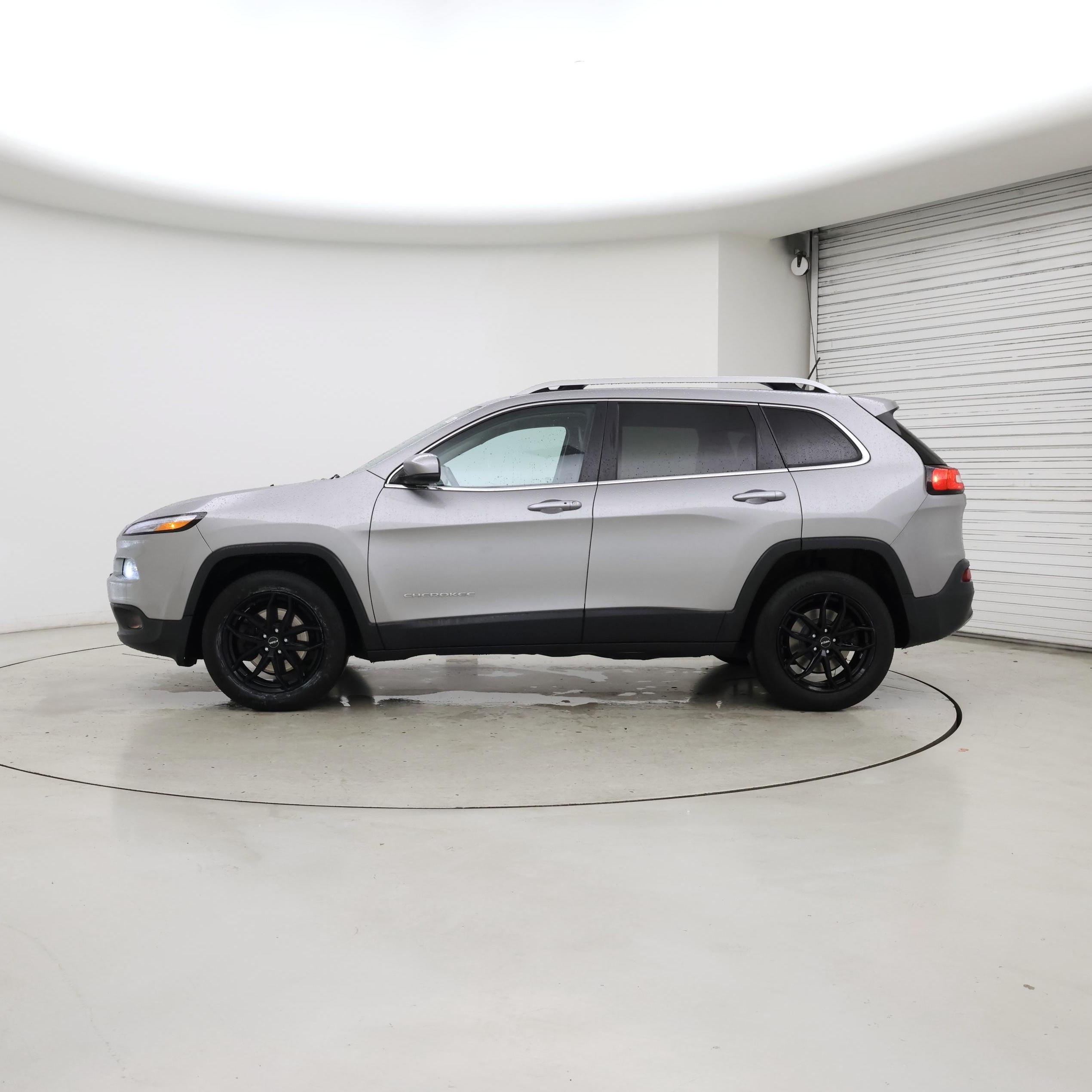Thumbnail: 2014 Jeep Cherokee - 3