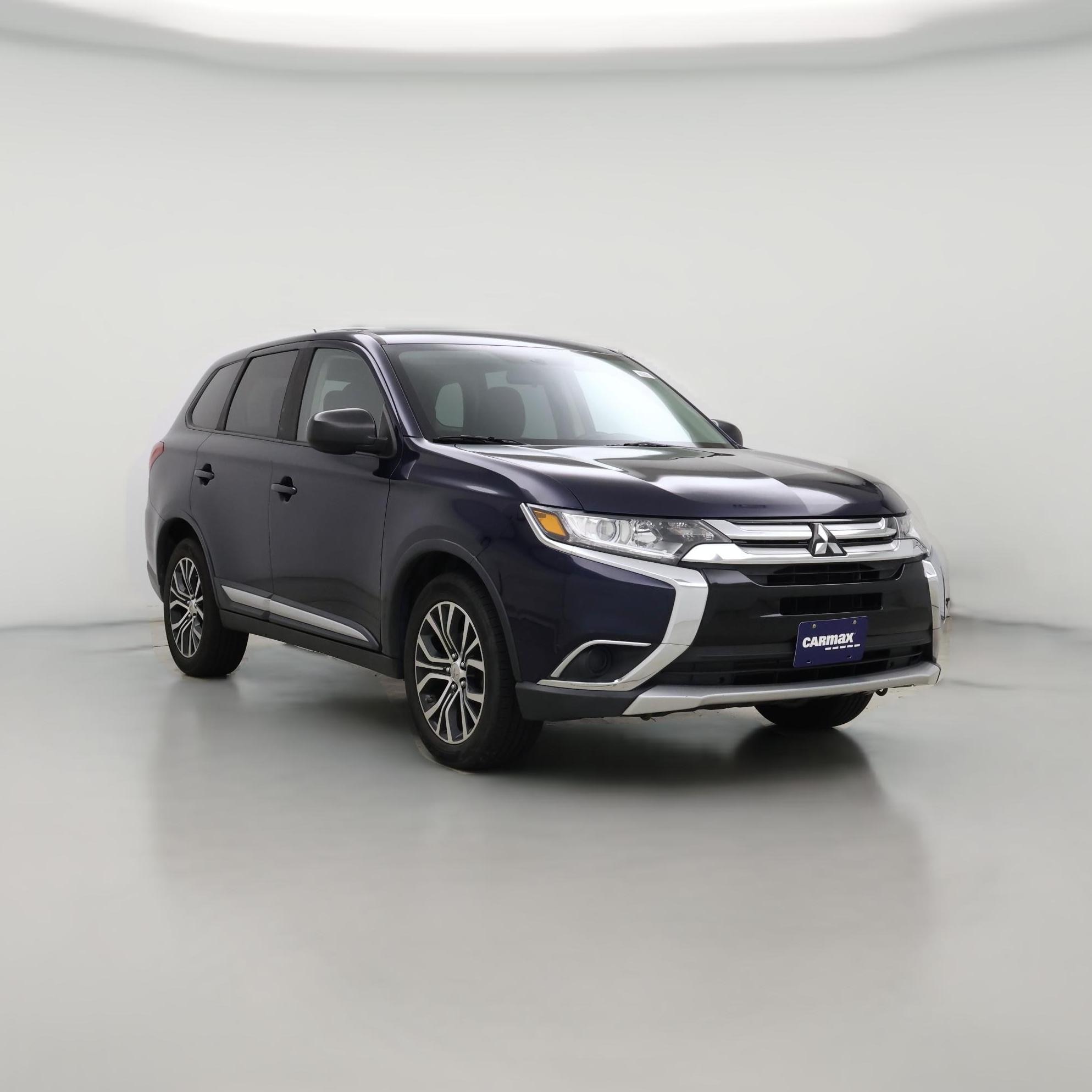 Thumbnail: 2016 Mitsubishi Outlander - 1