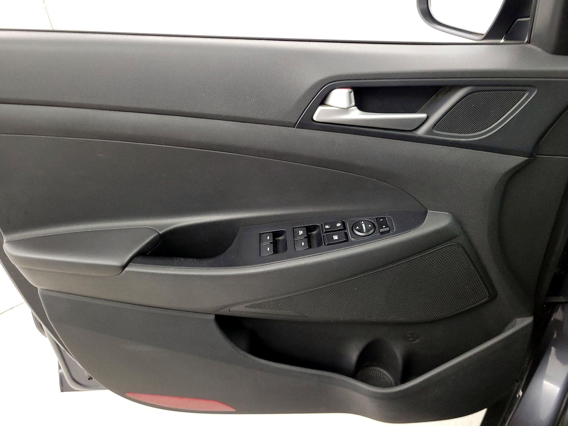 Thumbnail: 2021 Hyundai Tucson - 12