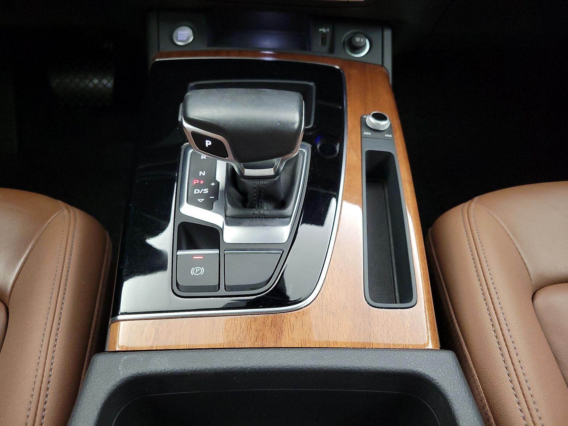 Thumbnail: 2021 Audi Q5 - 17