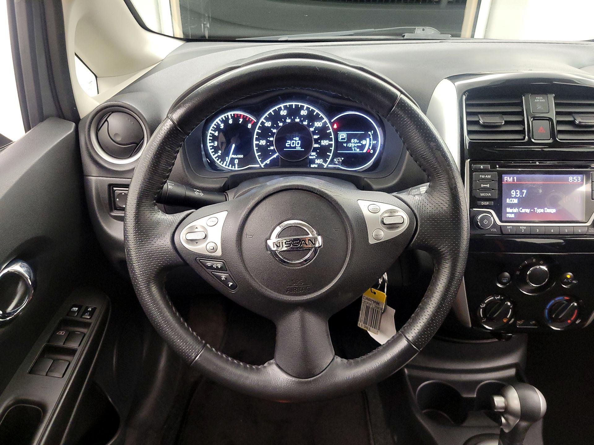 Thumbnail: 2015 Nissan Versa Note - 10