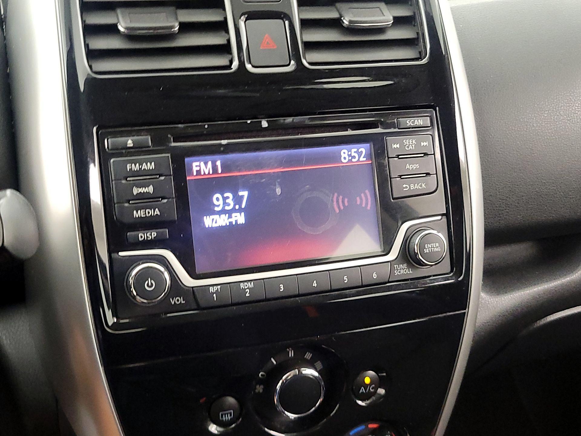 Thumbnail: 2015 Nissan Versa Note - 15