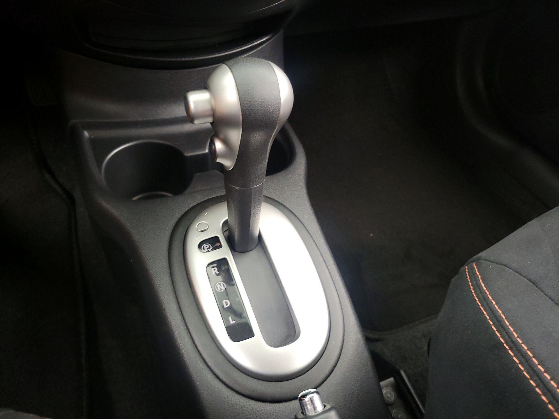 Thumbnail: 2015 Nissan Versa Note - 17