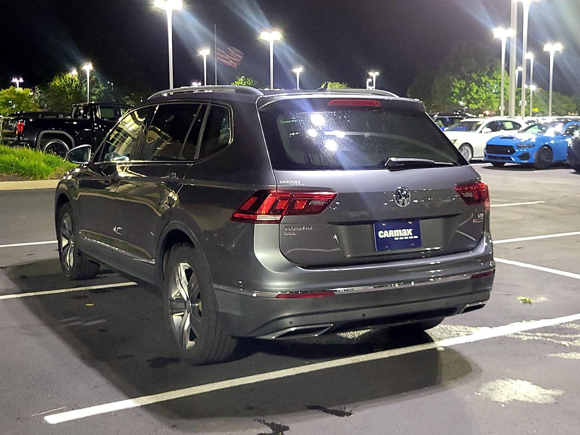 Thumbnail: 2018 Volkswagen Tiguan - 7