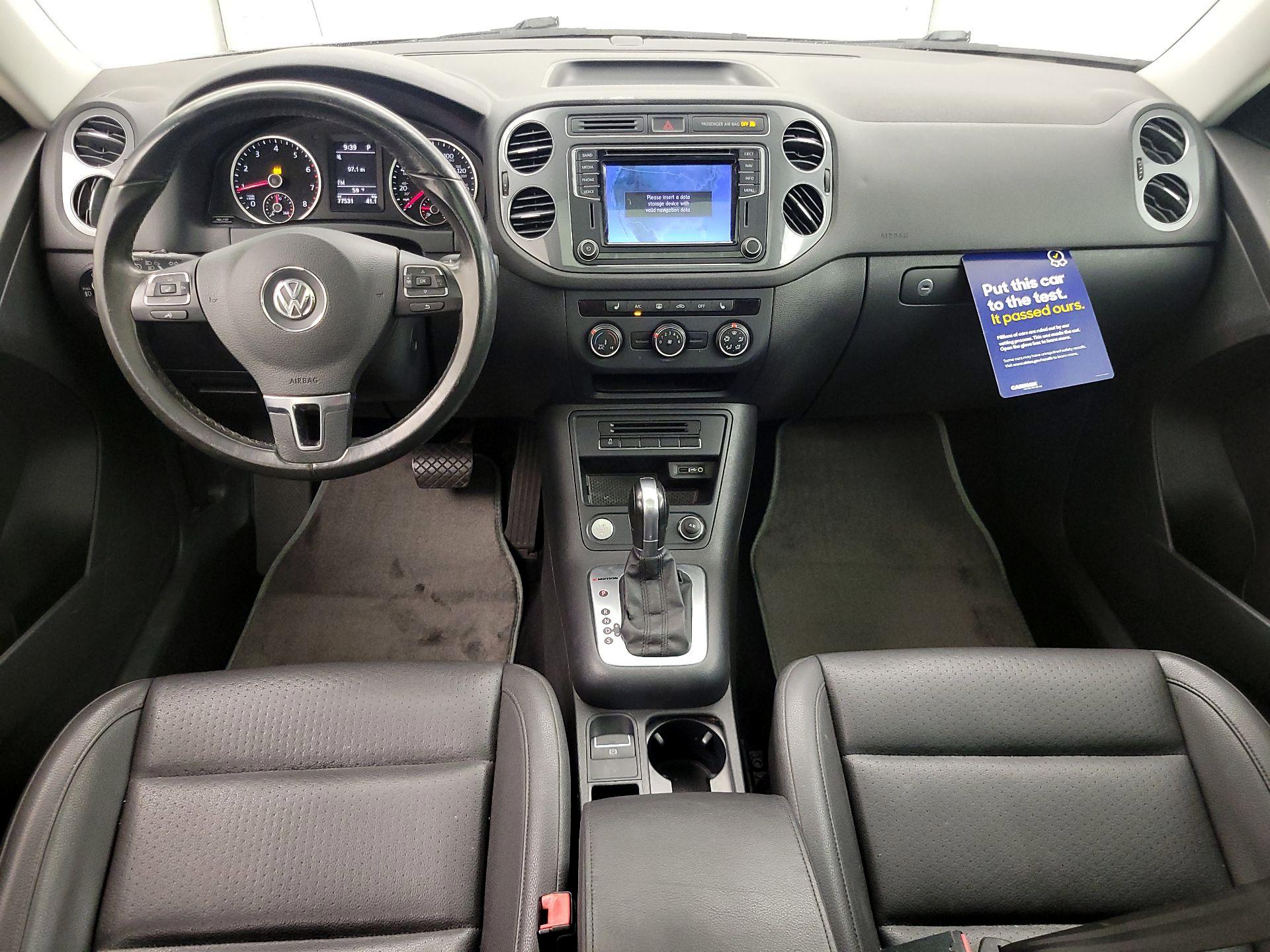 Thumbnail: 2016 Volkswagen Tiguan - 9