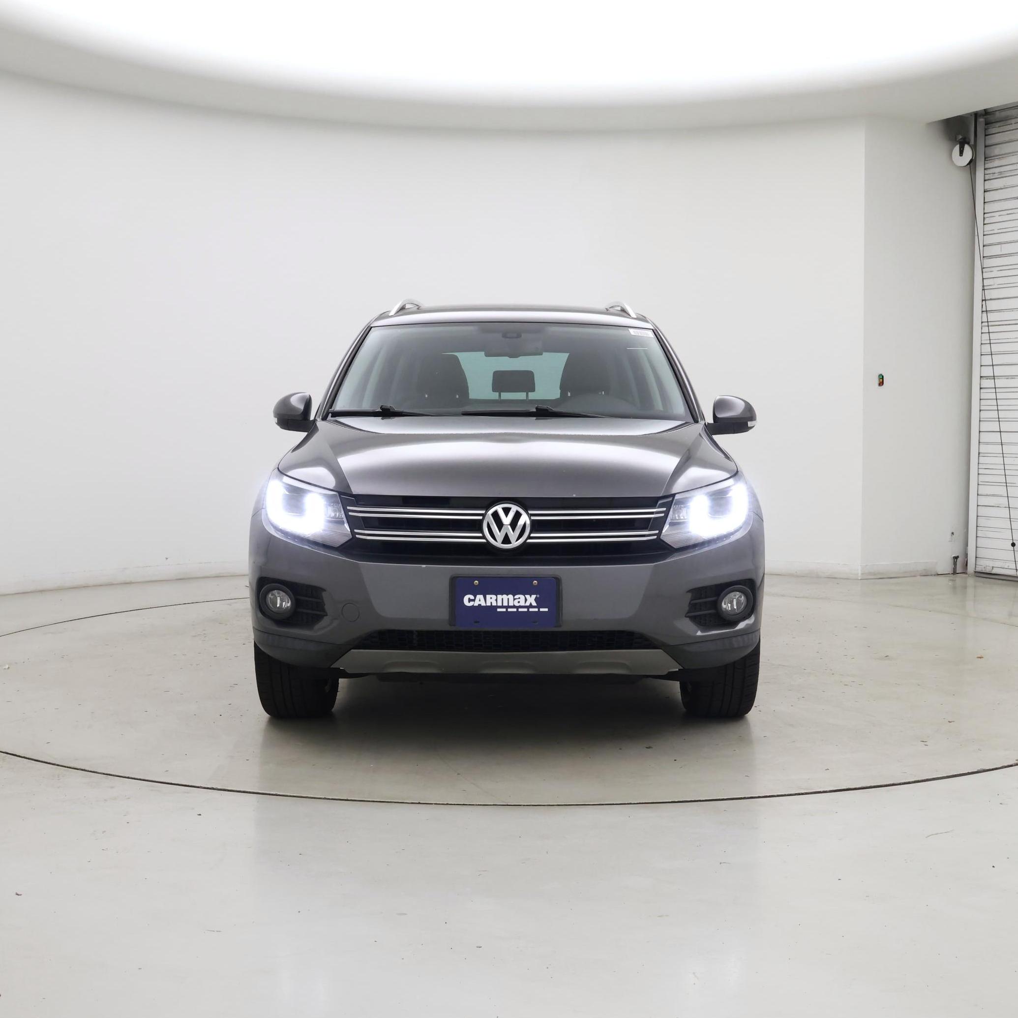 Thumbnail: 2016 Volkswagen Tiguan - 5