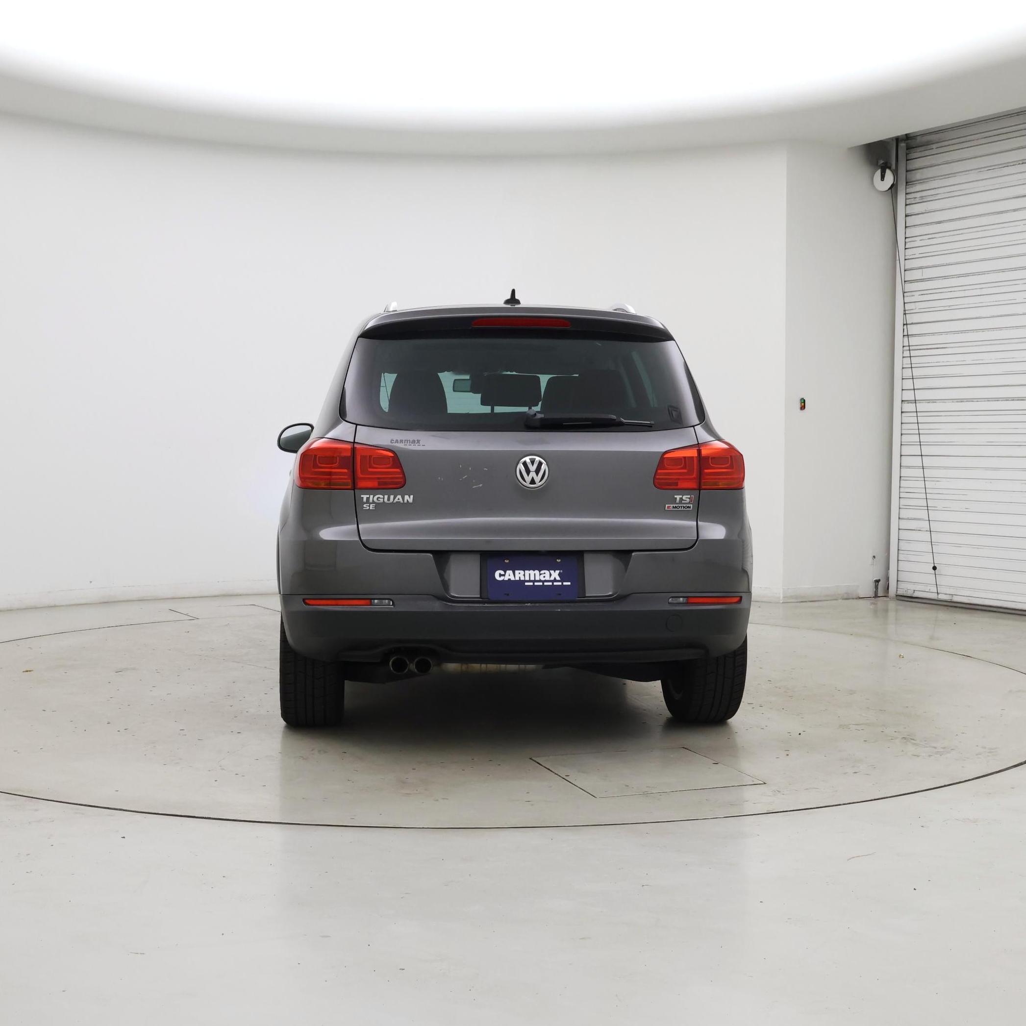 Thumbnail: 2016 Volkswagen Tiguan - 6