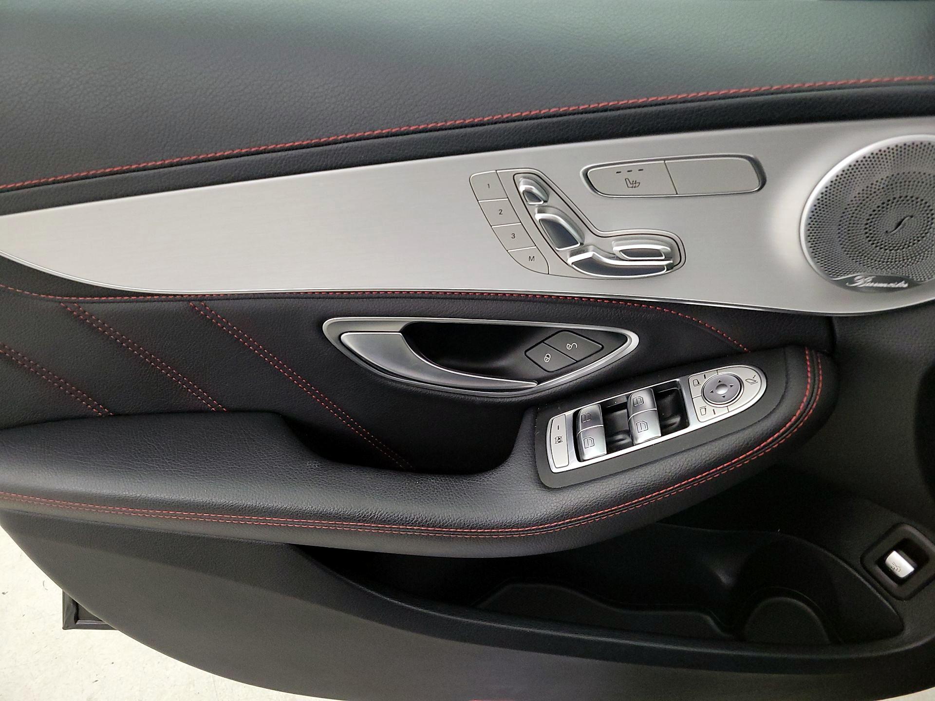 Thumbnail: 2020 Mercedes-Benz C-Class - 12