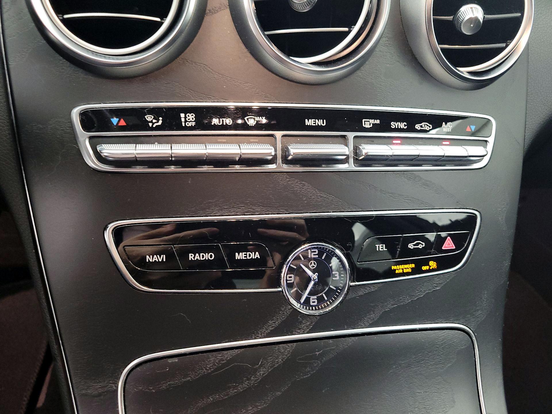 Thumbnail: 2020 Mercedes-Benz C-Class - 16