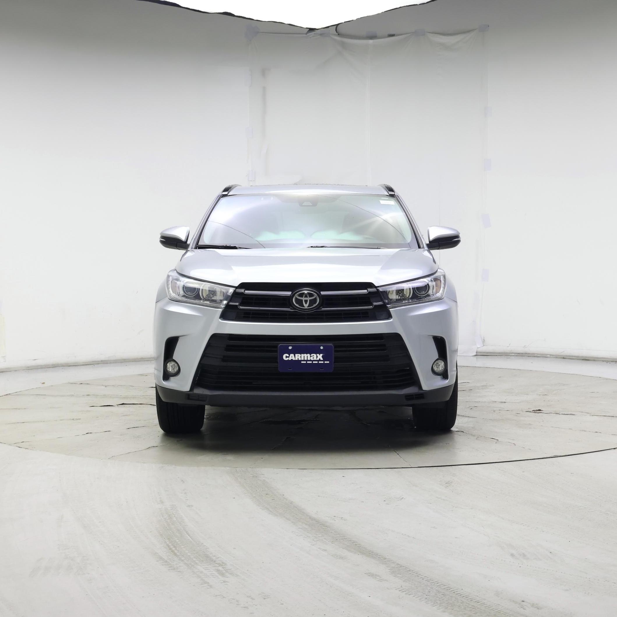 Thumbnail: 2017 Toyota Highlander - 5