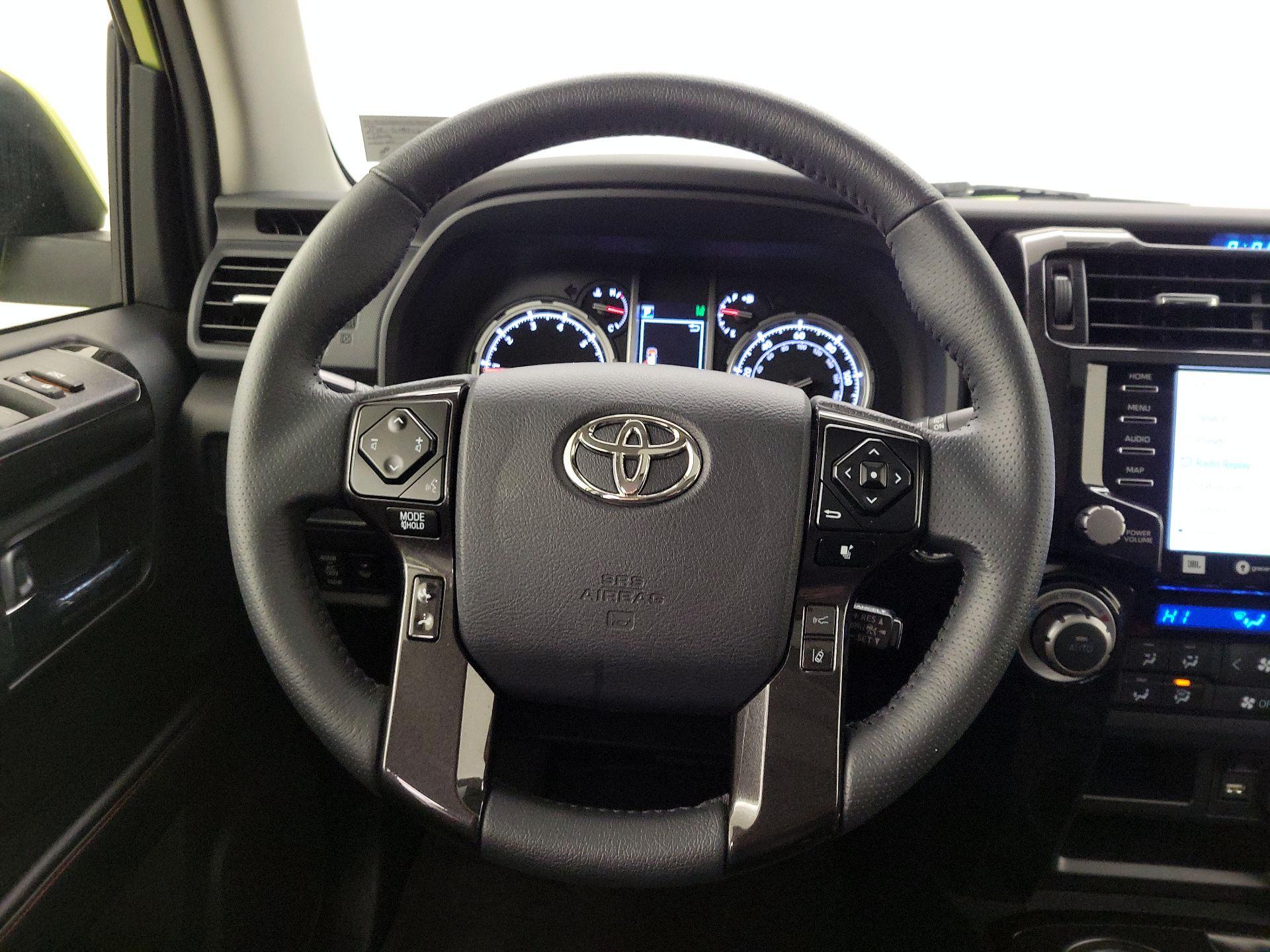 Thumbnail: 2022 Toyota 4Runner - 10