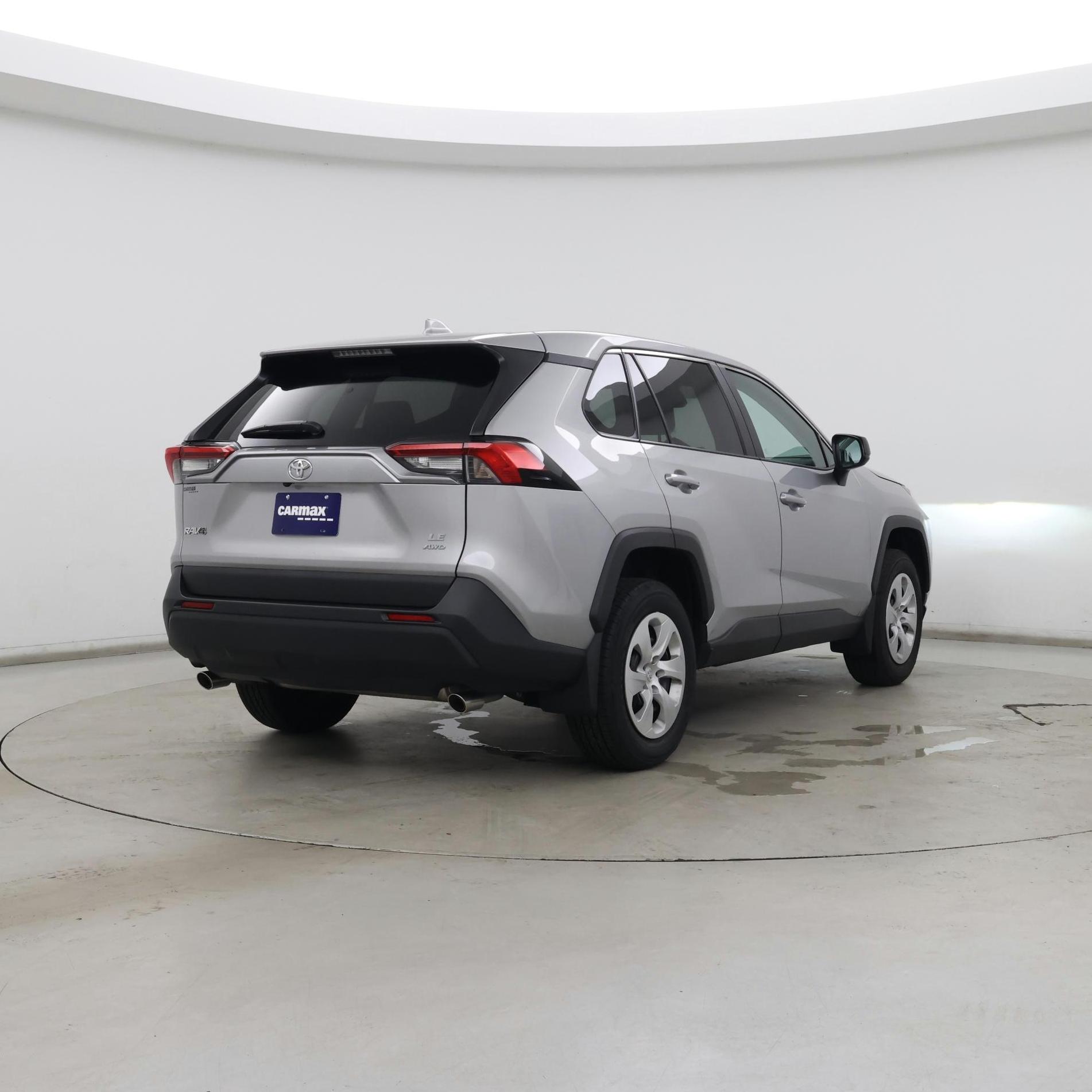 Thumbnail: 2024 Toyota RAV4 - 8