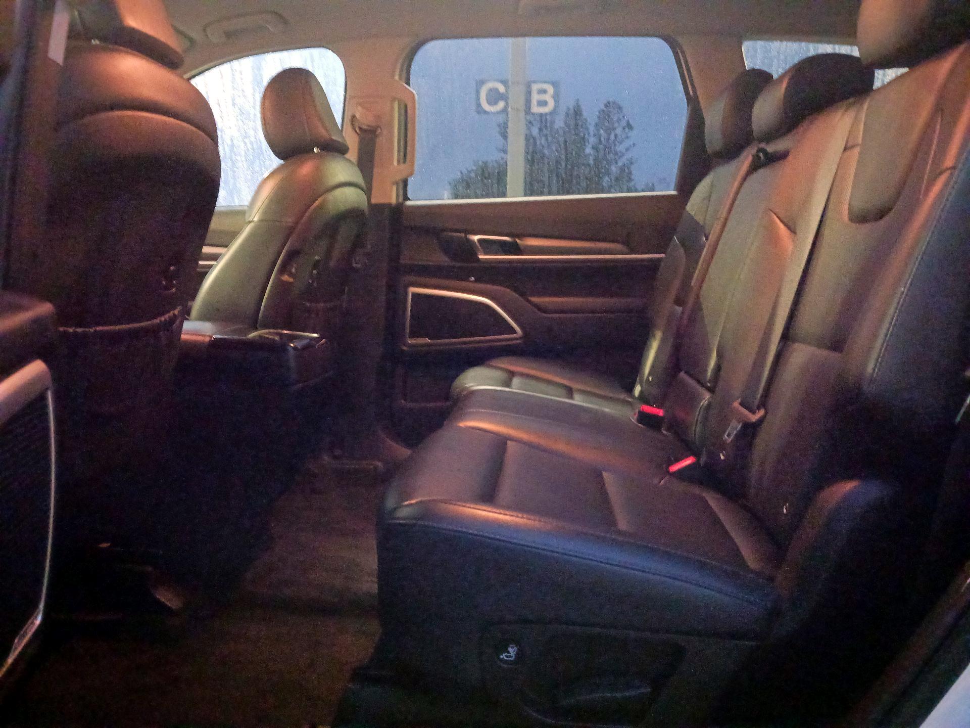 Thumbnail: 2020 Kia Telluride - 17