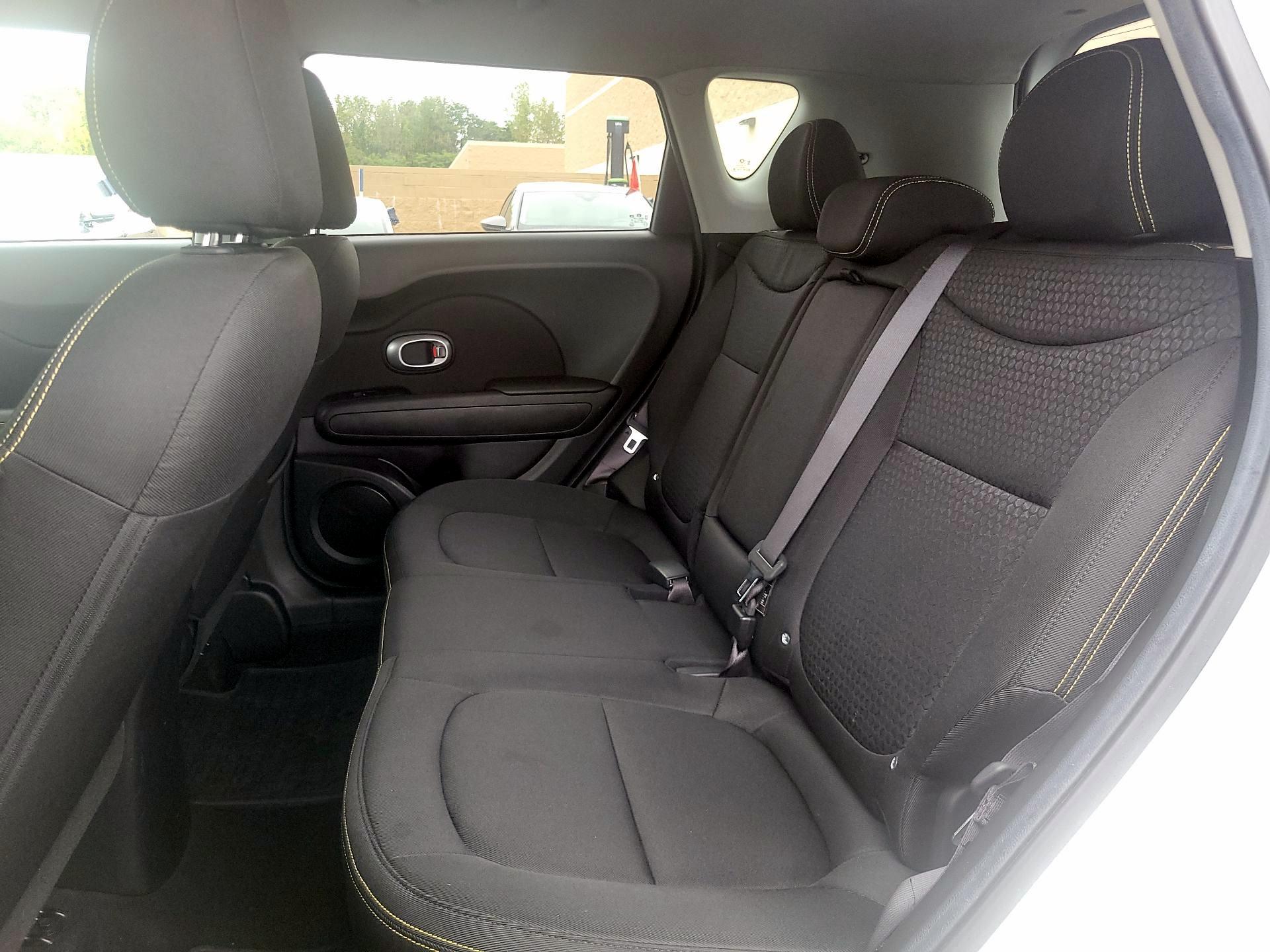 Thumbnail: 2016 Kia Soul - 17
