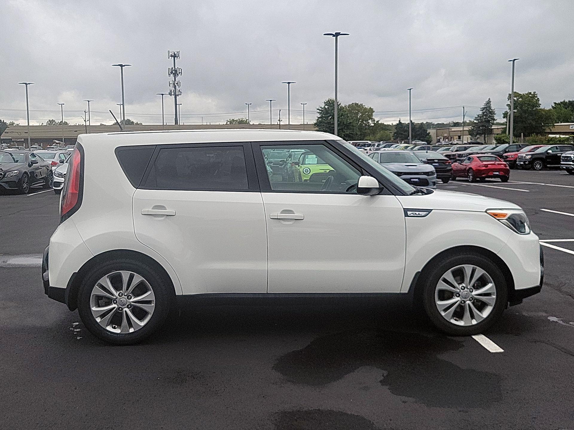 Thumbnail: 2016 Kia Soul - 4