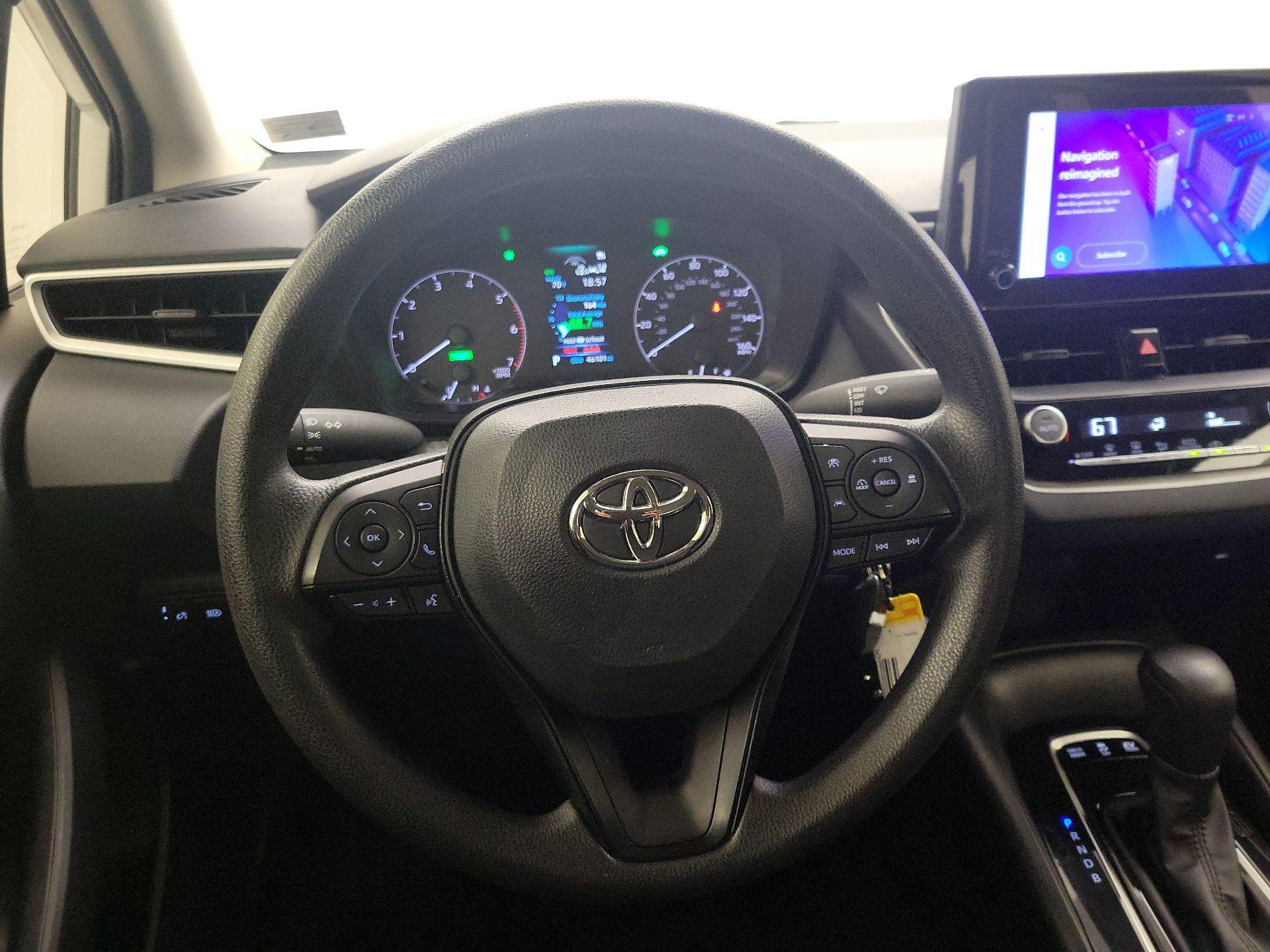 Thumbnail: 2023 Toyota Corolla - 10