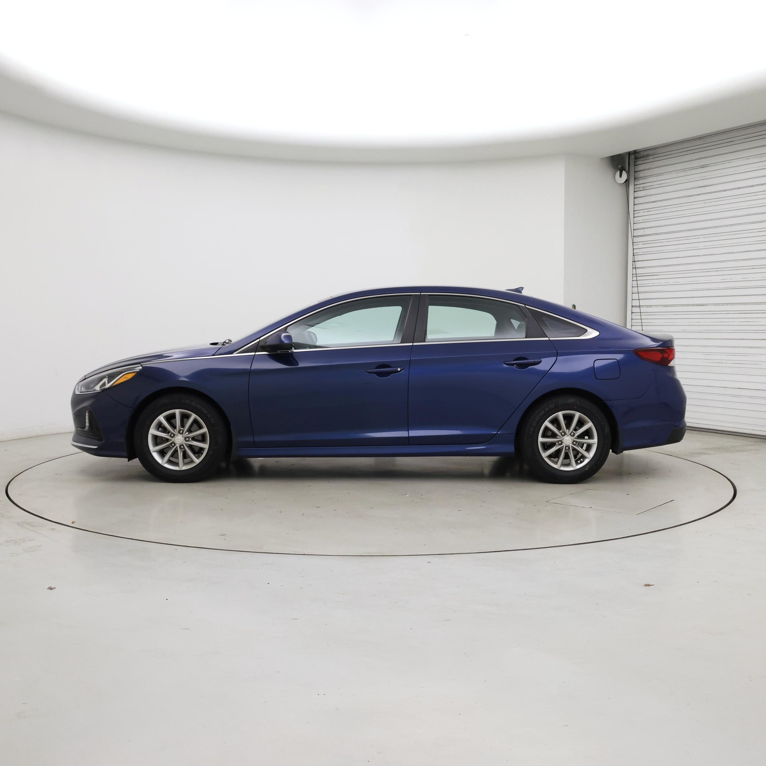 Thumbnail: 2019 Hyundai Sonata - 3