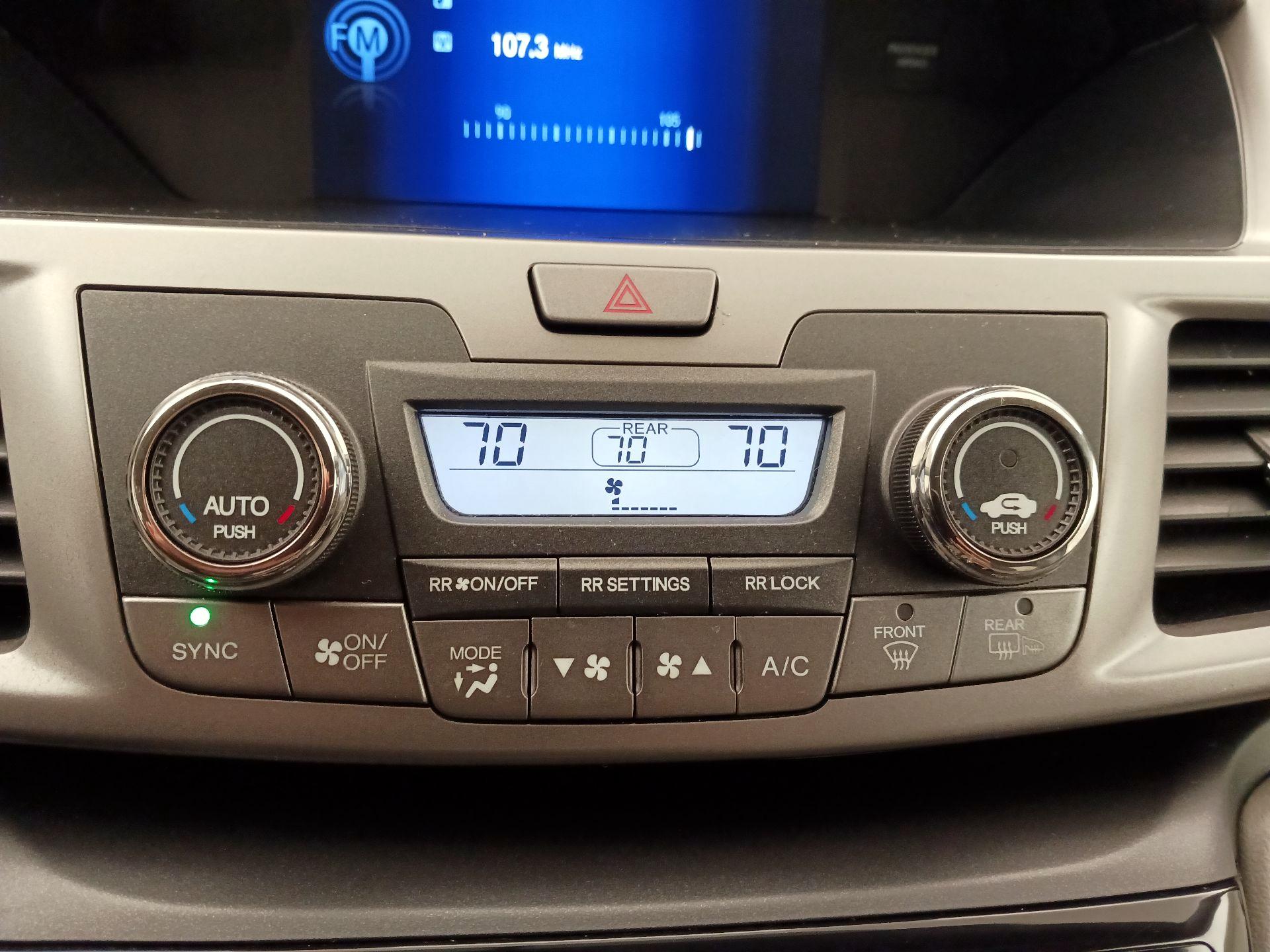 Thumbnail: 2016 Honda Odyssey - 16