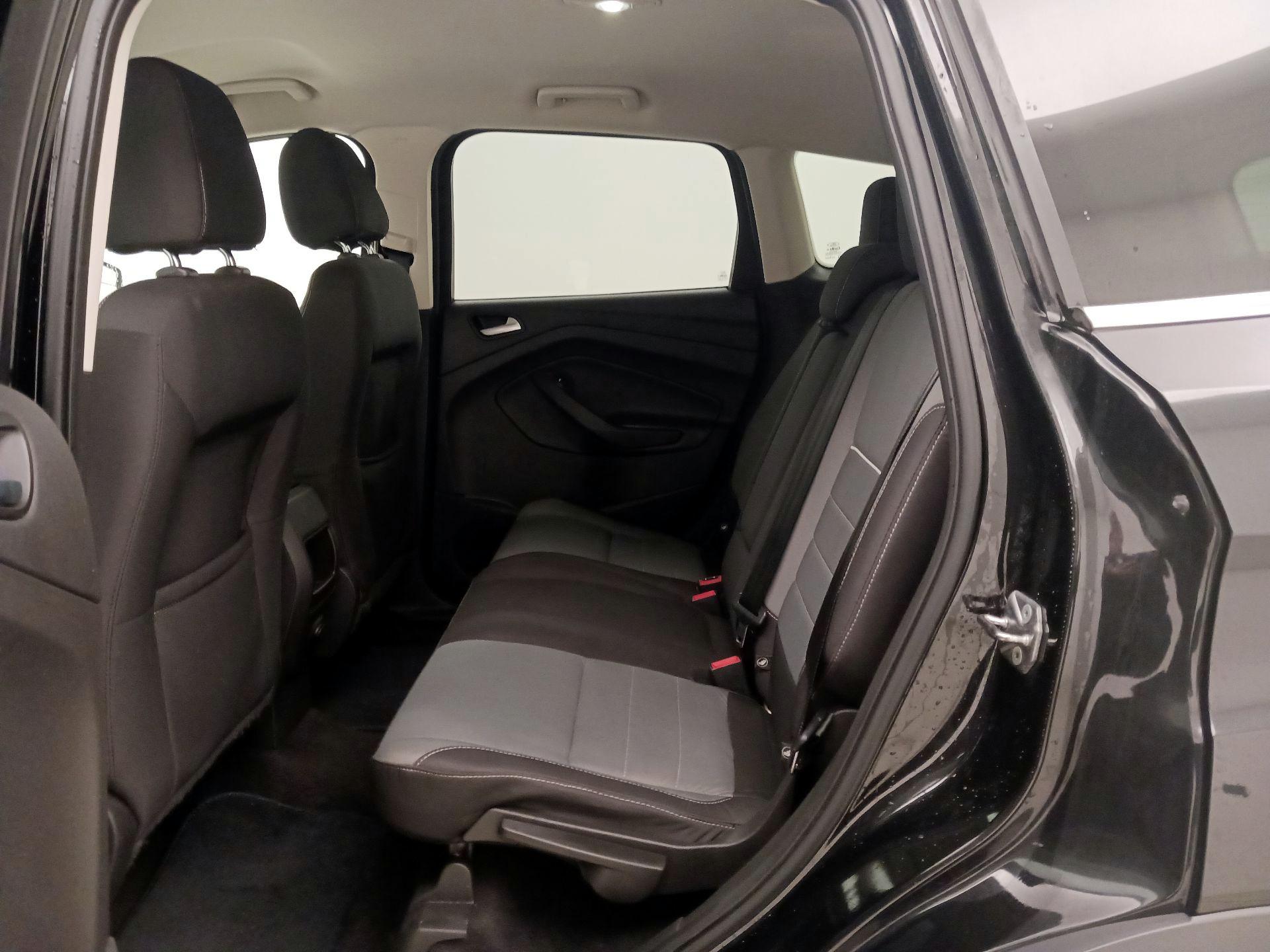 Thumbnail: 2015 Ford Escape - 19