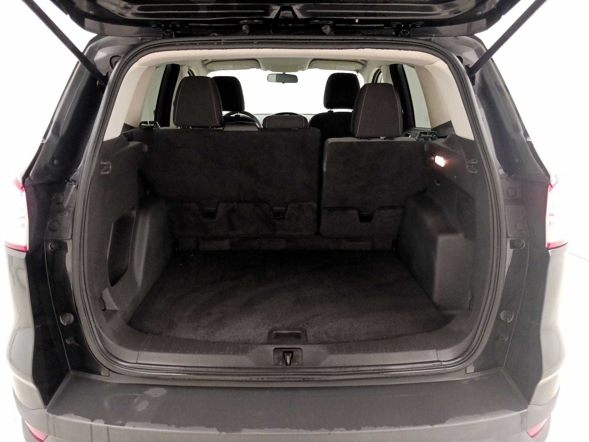 Thumbnail: 2015 Ford Escape - 20