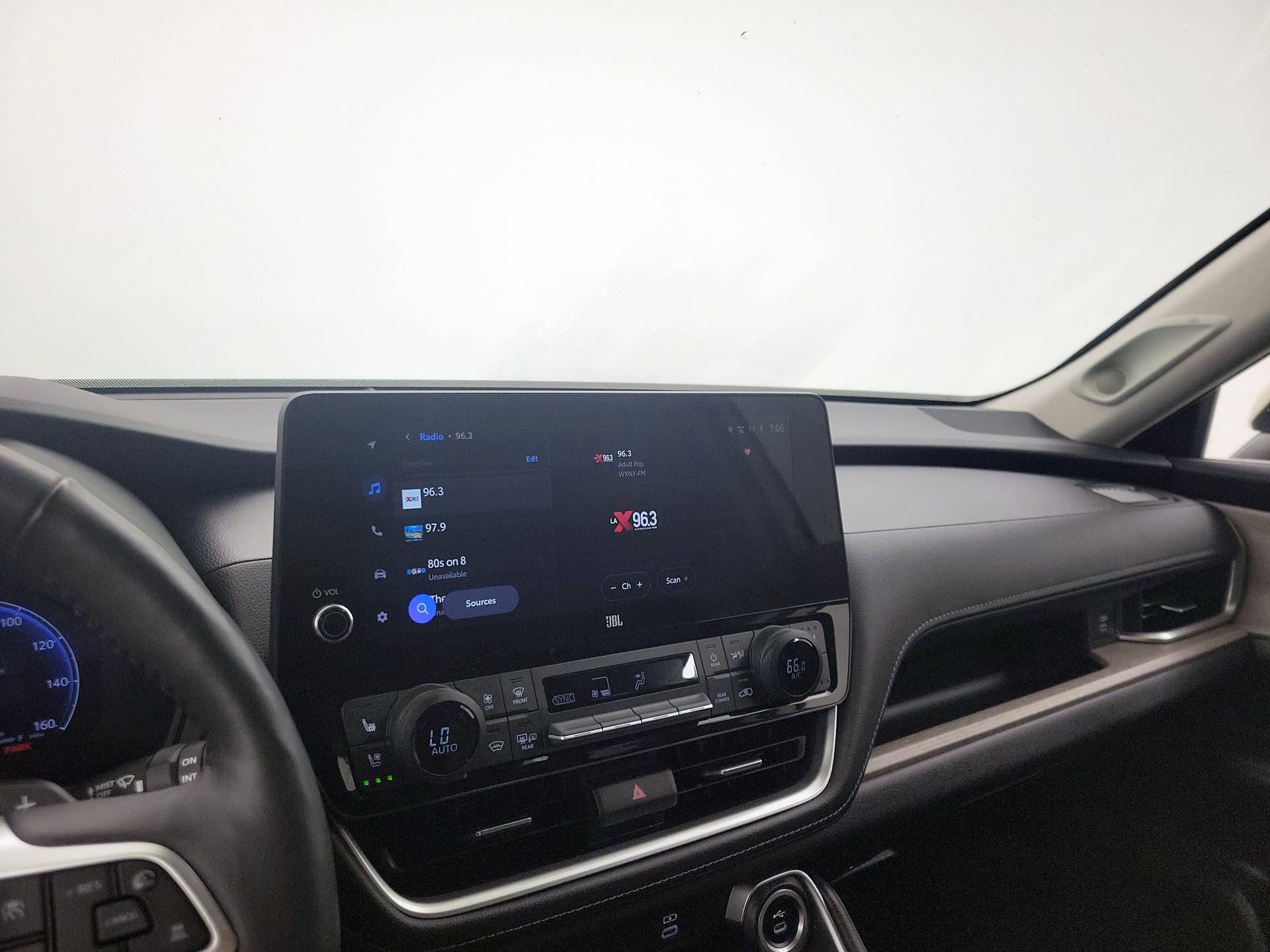 Thumbnail: 2024 Toyota Grand Highlander - 15