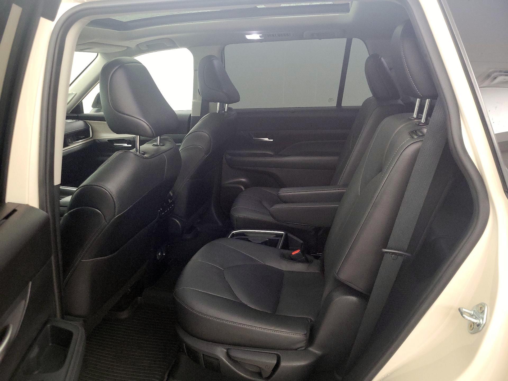 Thumbnail: 2024 Toyota Grand Highlander - 20