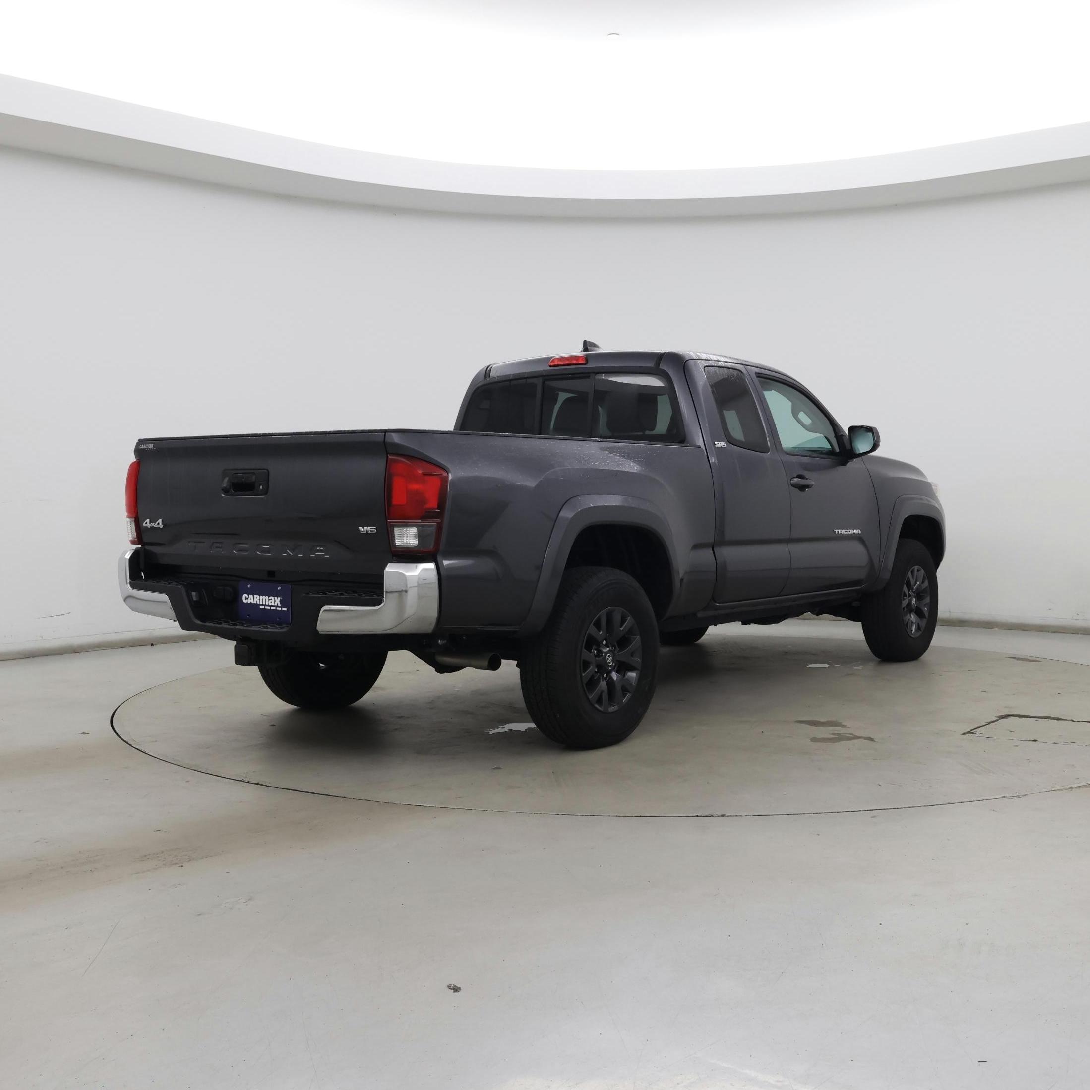 Thumbnail: 2023 Toyota Tacoma - 8
