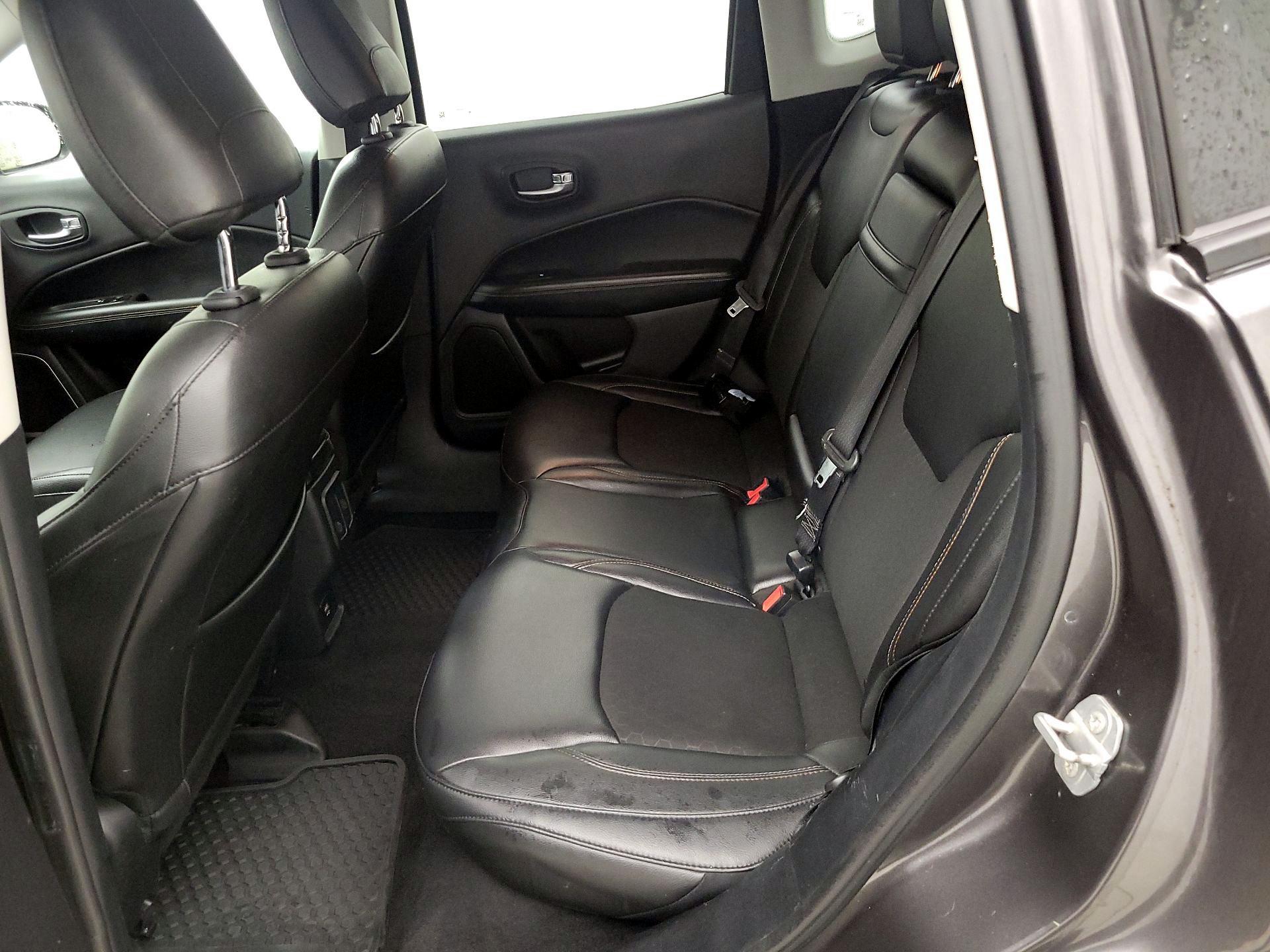 Thumbnail: 2018 Jeep Compass - 19